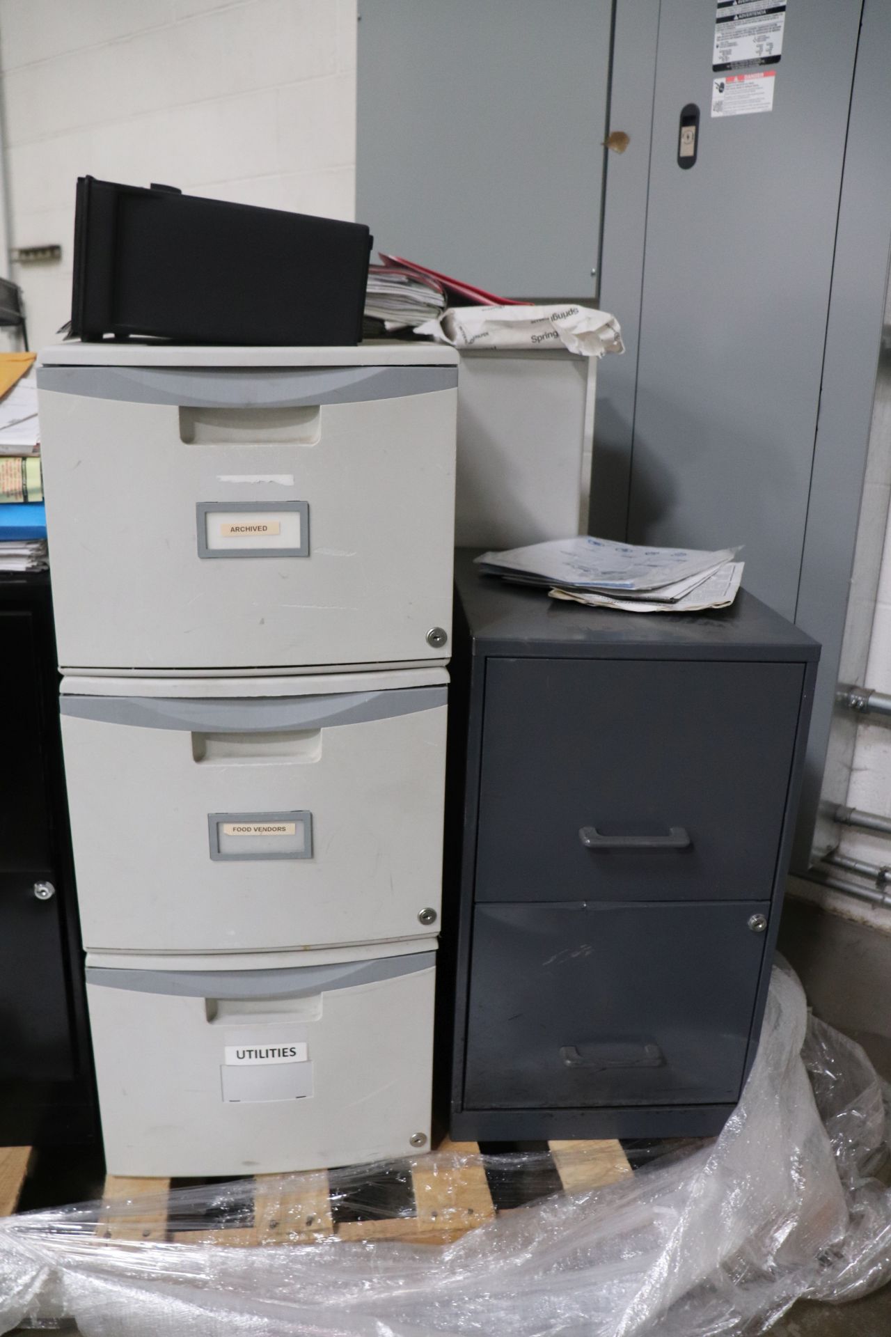 Five filing cabinets - Image 4 of 4