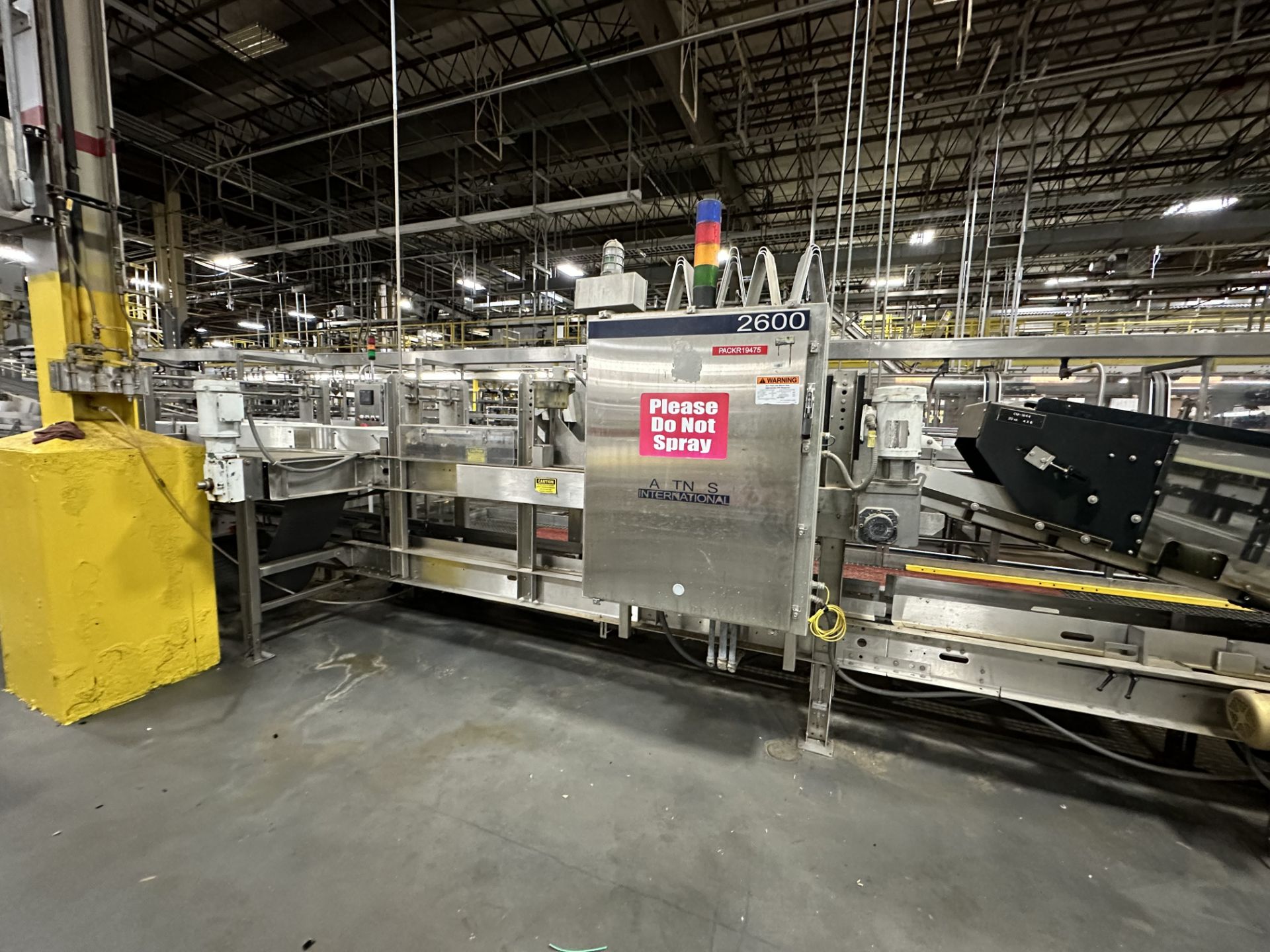 Hartness 2600 Continuous Motion Case Packer