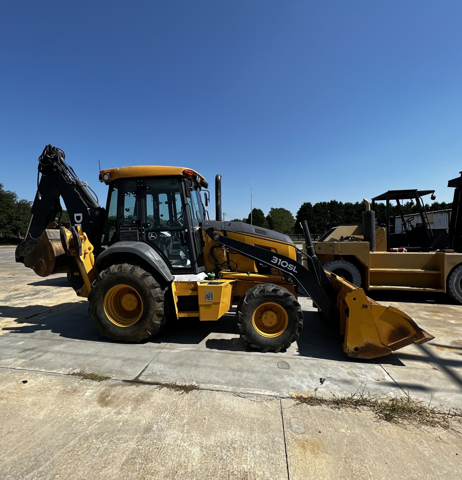 John Deere 310SL Backhoe