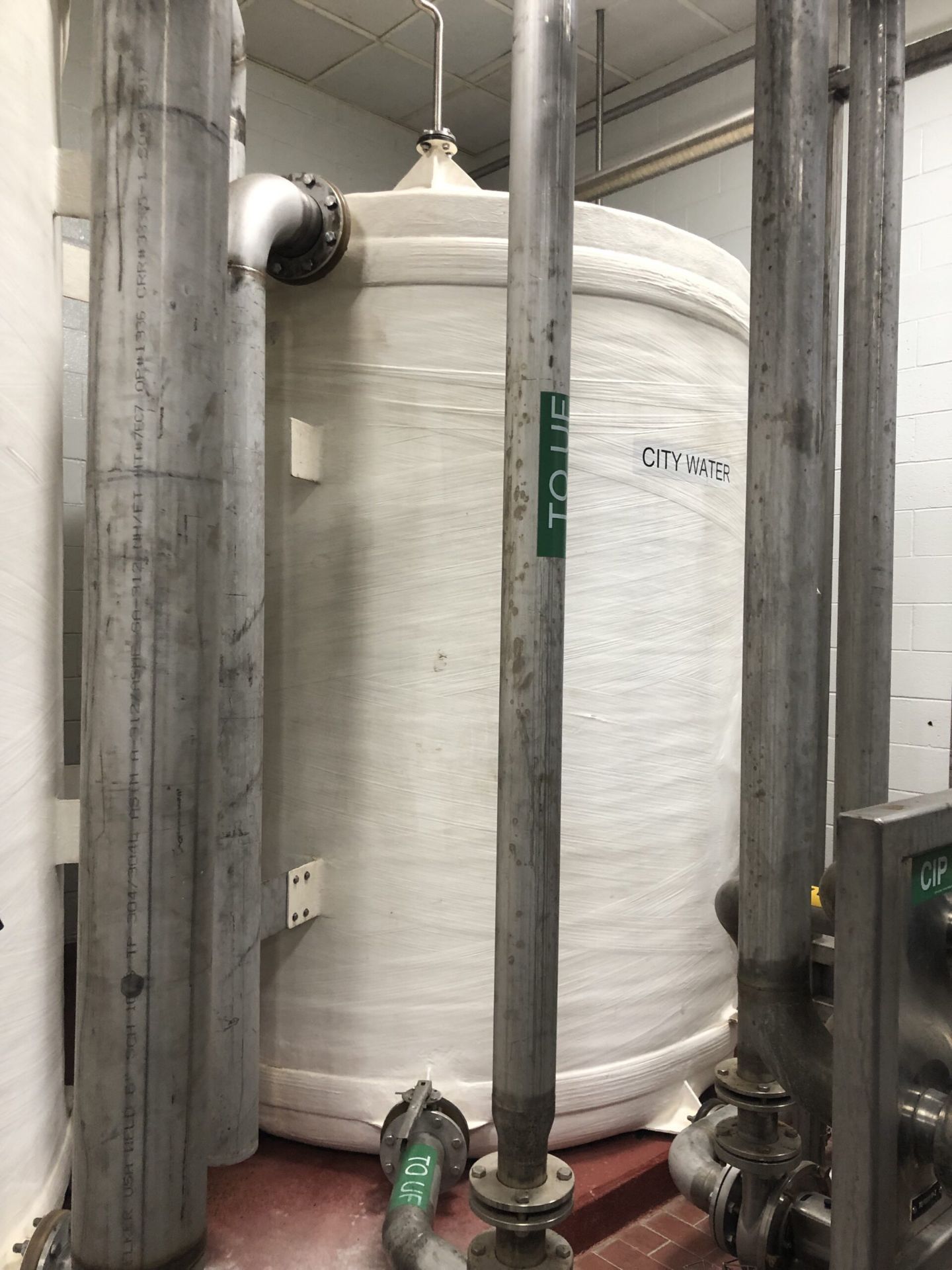 GPI 3950 Gallon Vertical Water Storage Tank