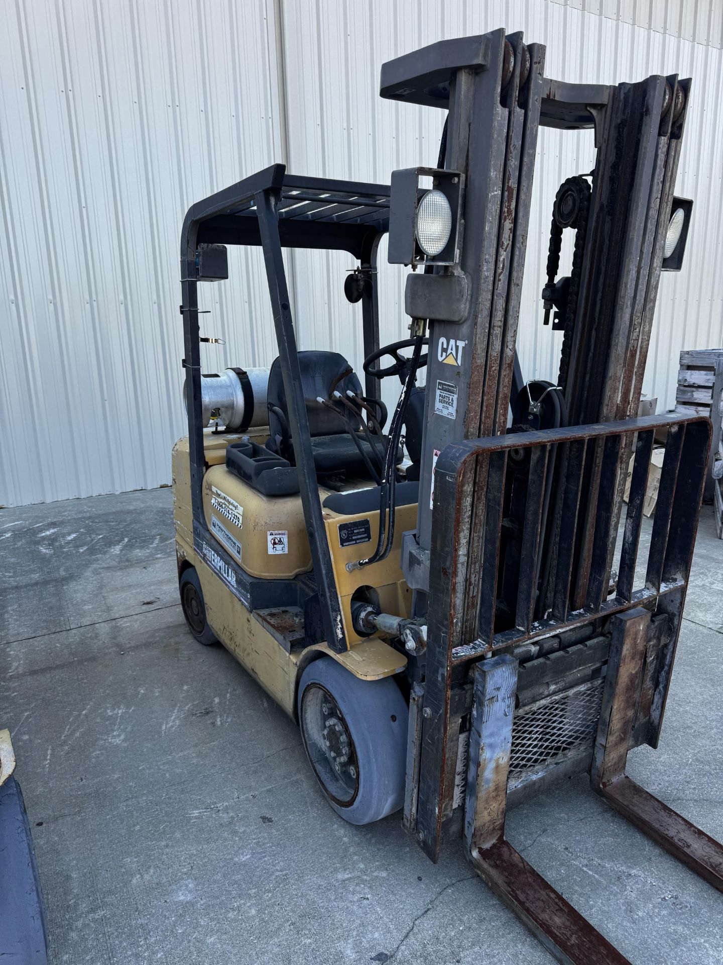 CAT GC30K Forklift 5200lb. capacity