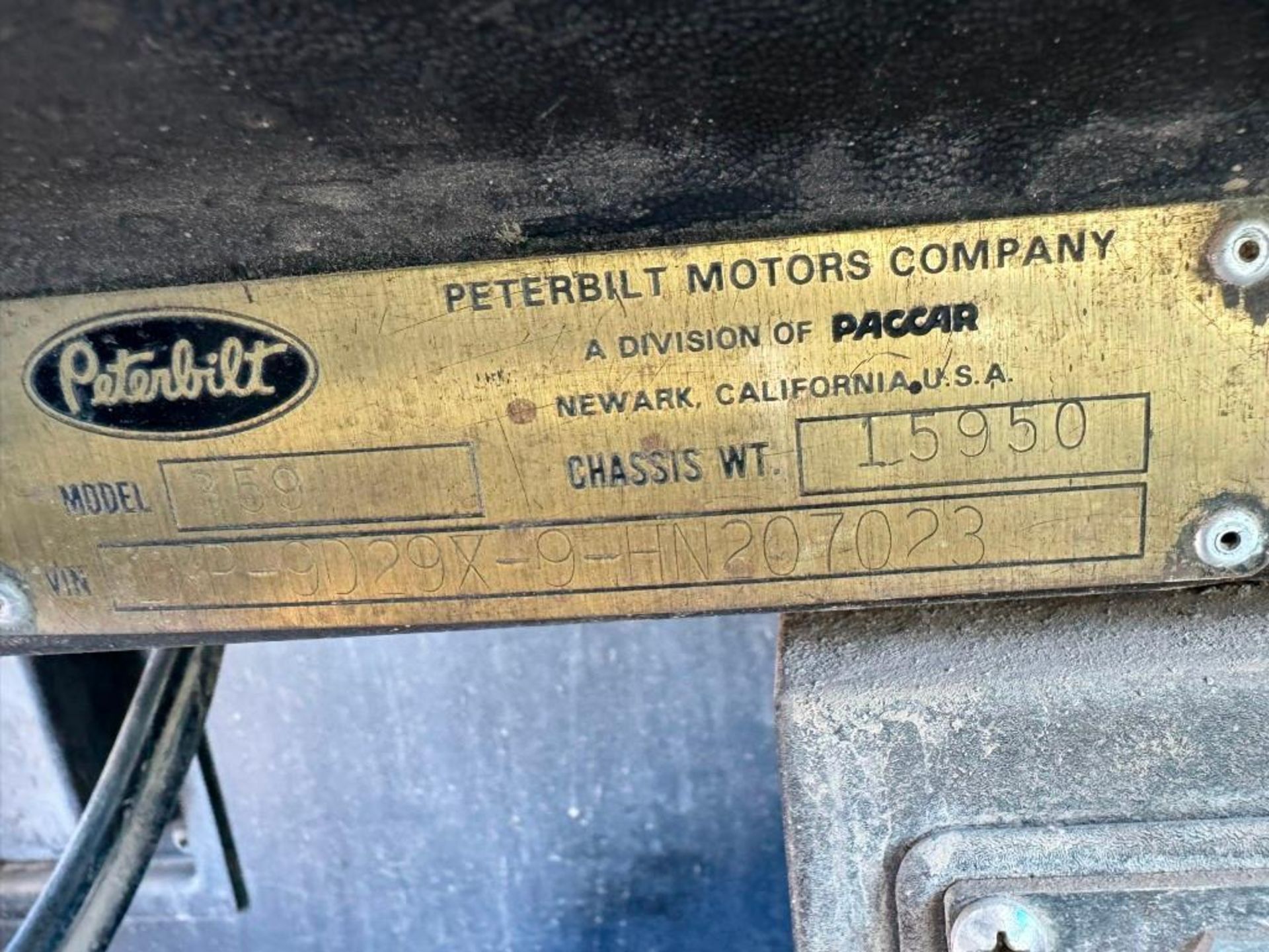 1987 Peterbilt 359 Dump Truck - Image 22 of 23