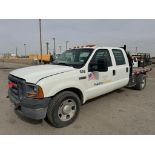 2006 Ford F350 Crew Cab Flatbed Truck