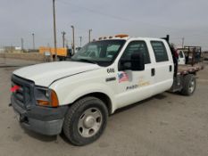 2006 Ford F350 Crew Cab Flatbed Truck