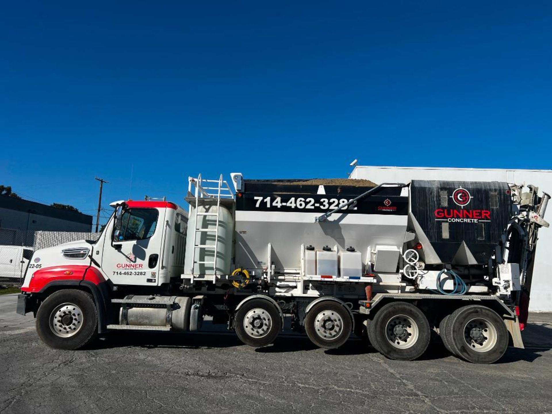 2022 ProAll P85 10-Yard Mobile Volumetric Concrete Mixer on 2023 Freightliner 114SD Tandem Axle - Image 7 of 49