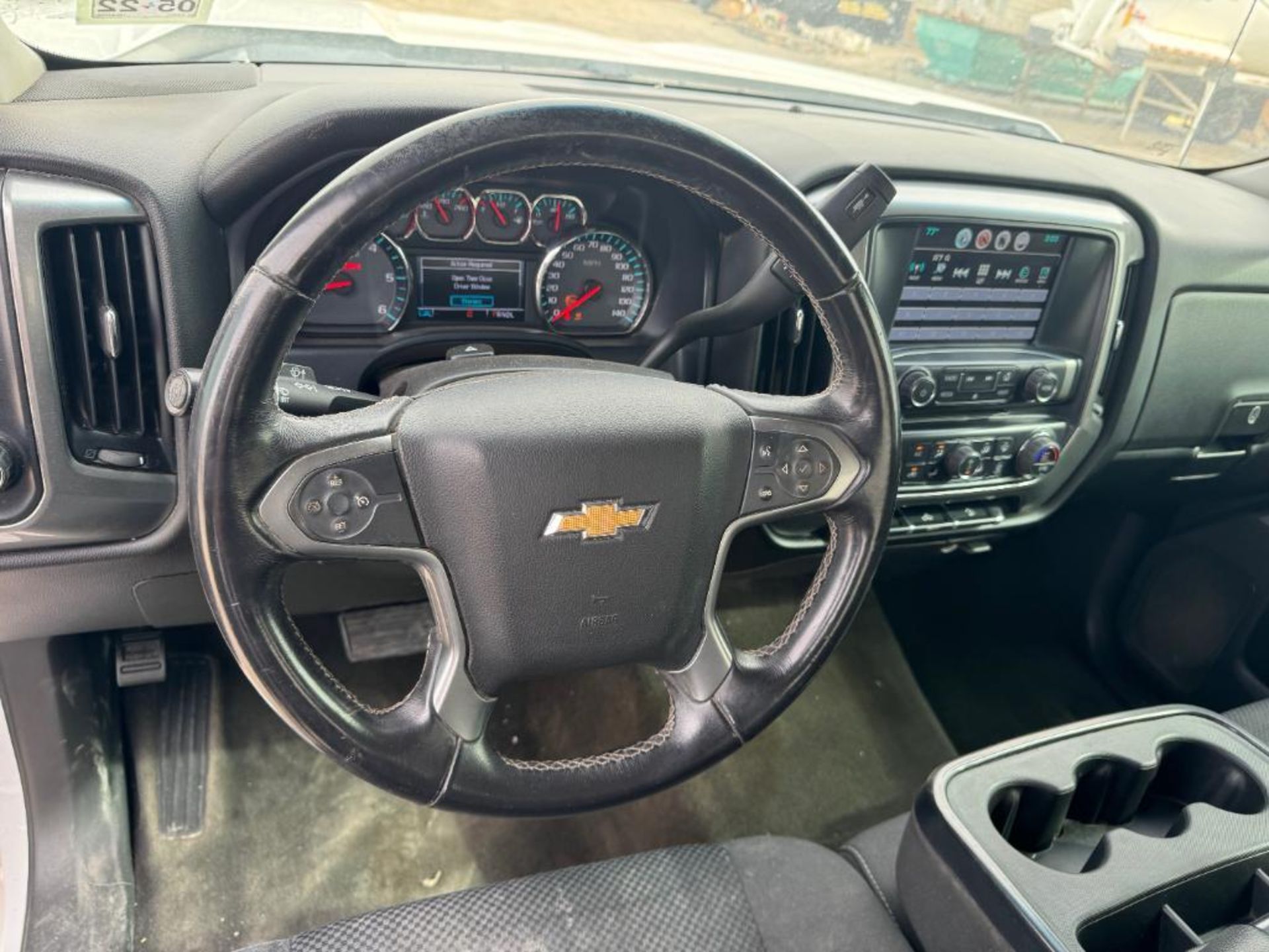 2018 Chevy Silverado 1500 Crew Cab Z71 Truck - Image 14 of 20