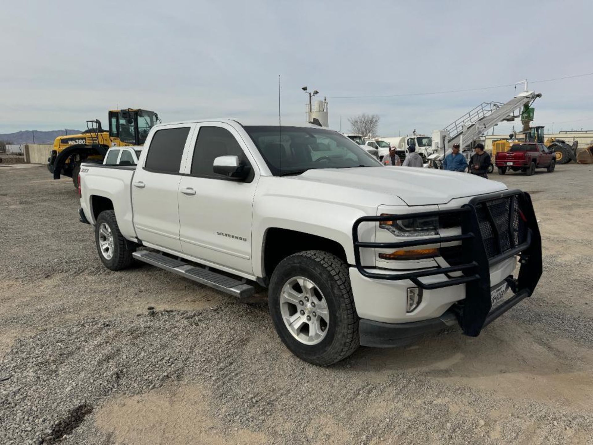 2018 Chevy Silverado 1500 Crew Cab Z71 Truck - Image 5 of 20