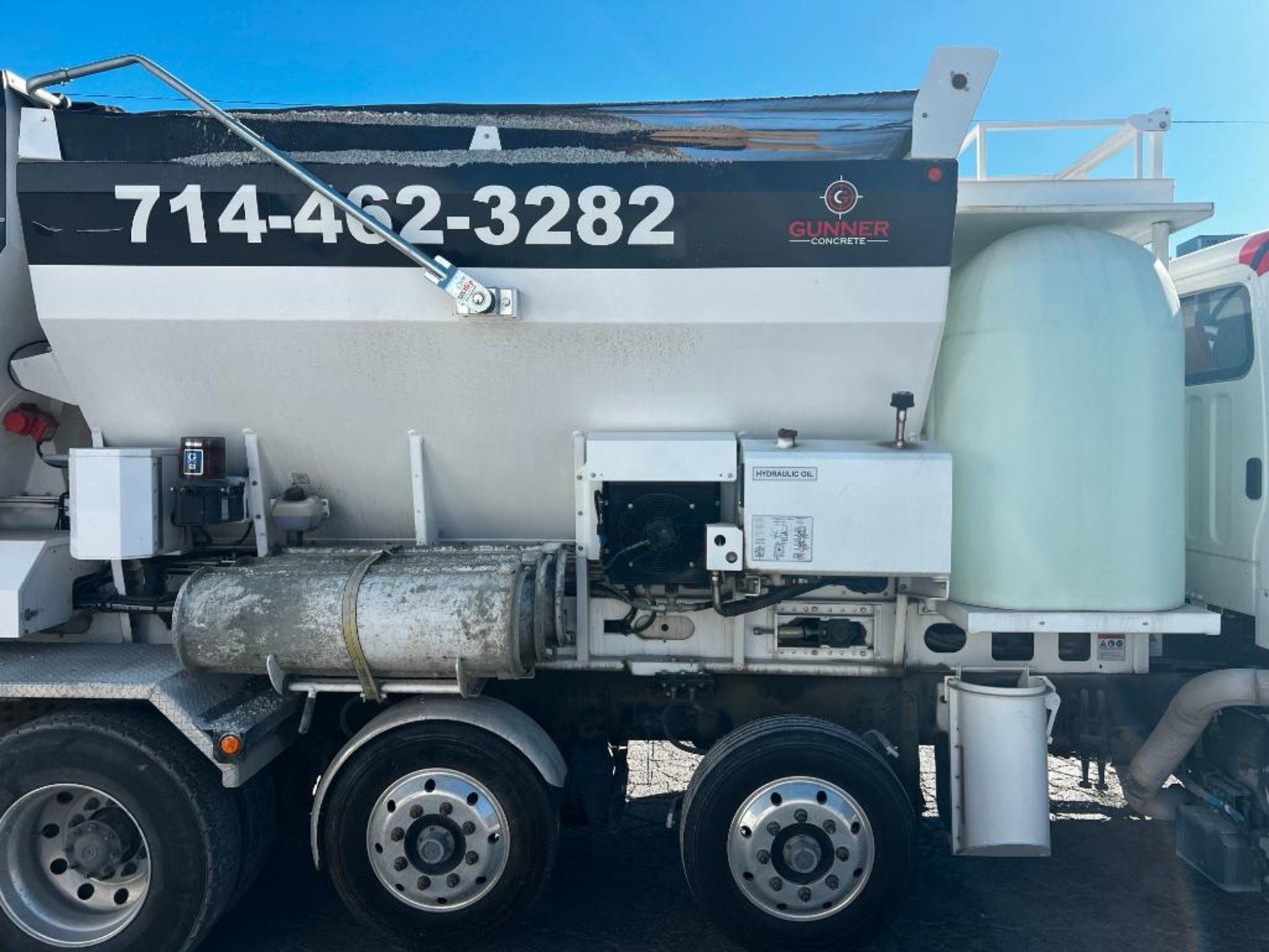 2022 ProAll P85 10-Yard Mobile Volumetric Concrete Mixer on 2023 Freightliner 114SD Tandem Axle - Image 45 of 49