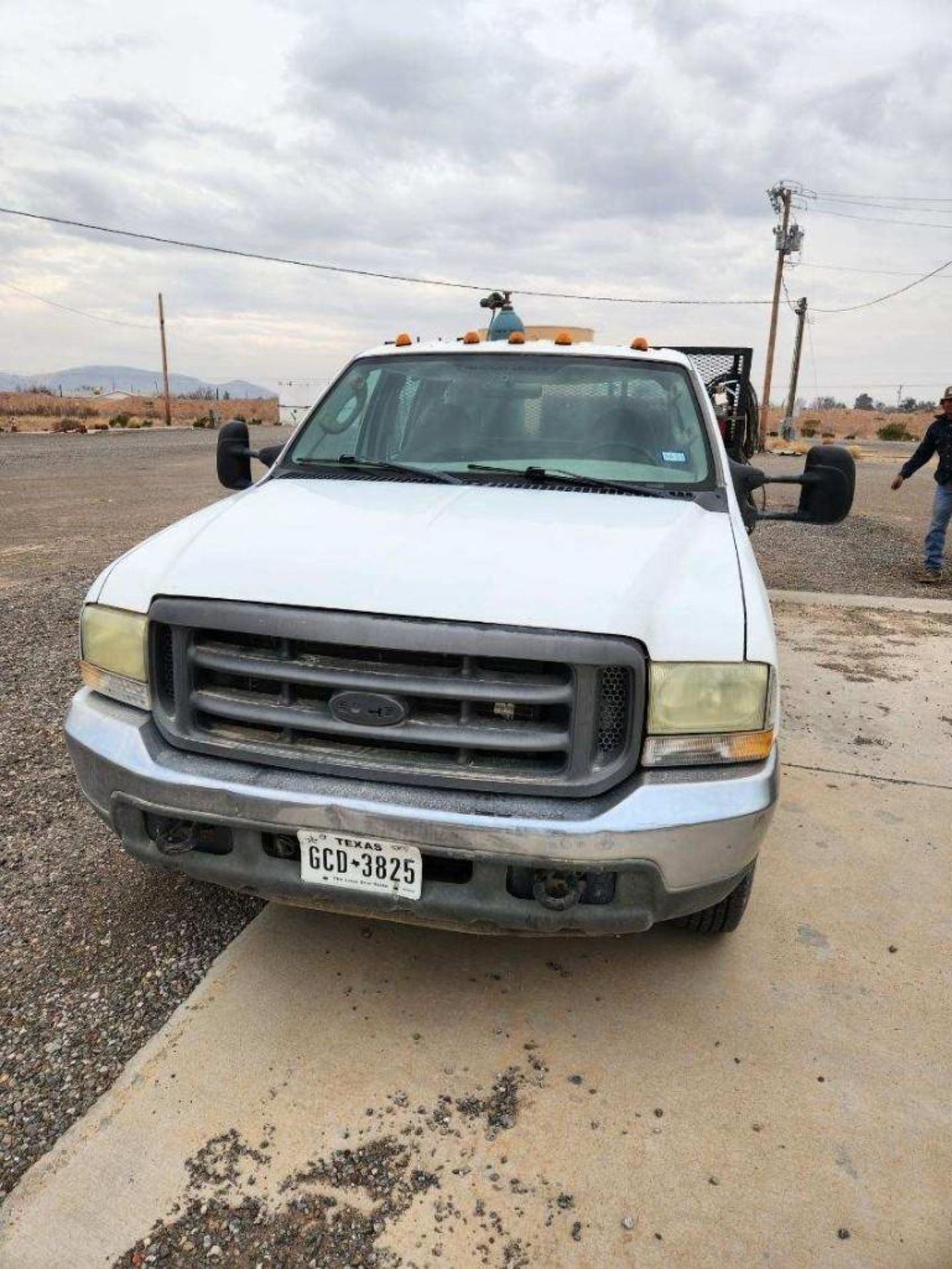 2004 Ford F350 XL Super Duty Crew Cab Service Truck - Image 2 of 7