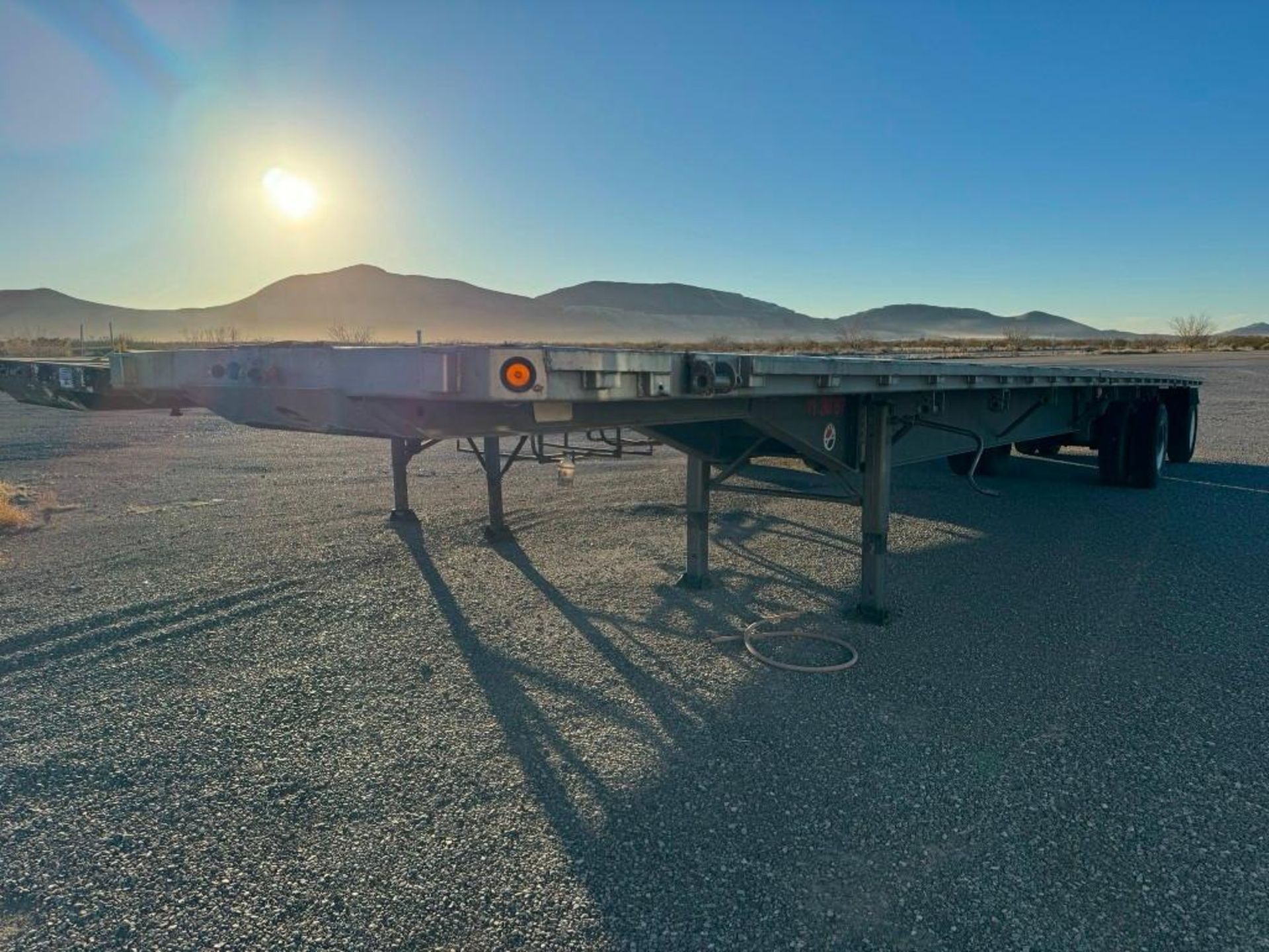 48' T/A Spread-Axle Flatbed Trailer