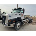 2015 CAT CT660S 6X4 T/A Day Cab Truck Tractor