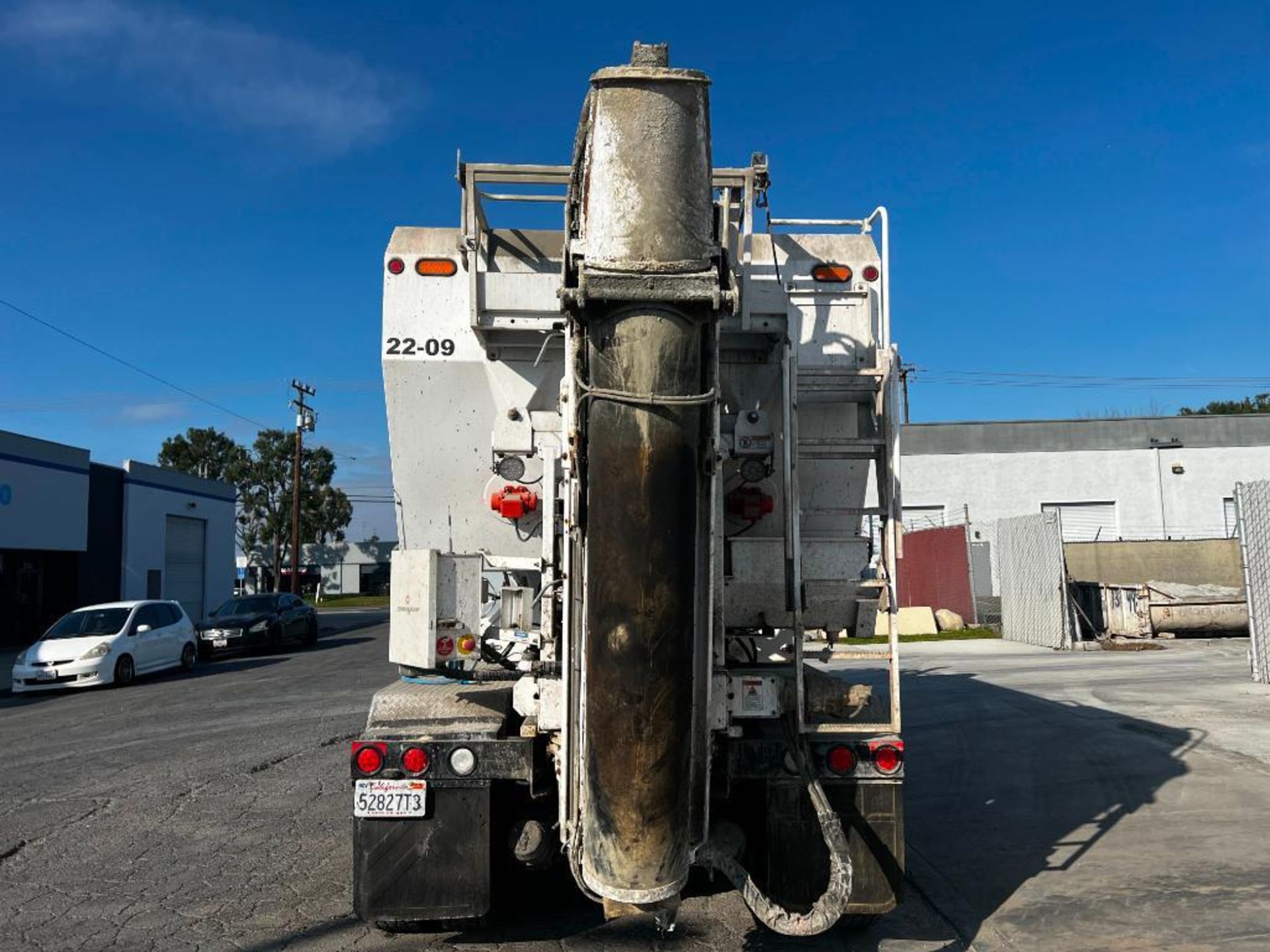 2022 ProAll P85 10-Yard Mobile Volumetric Concrete Mixer on 2023 Freightliner 114SD Tandem Axle - Image 8 of 47