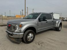 2020 Ford F350 Super Duty STX 4X4 Crew Cab Truck