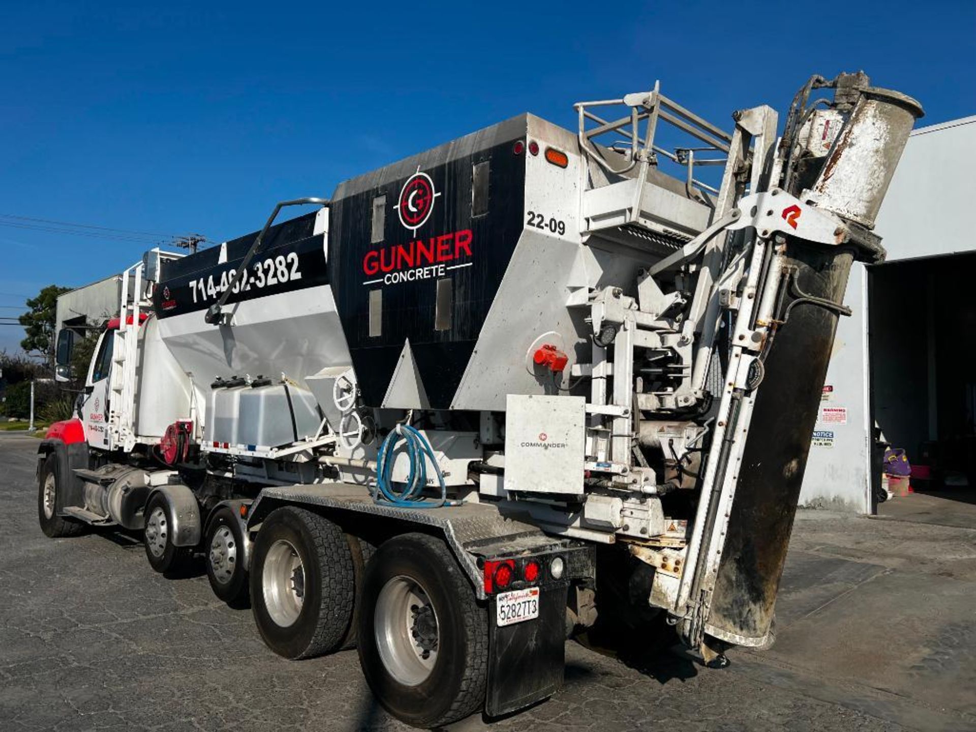 2022 ProAll P85 10-Yard Mobile Volumetric Concrete Mixer on 2023 Freightliner 114SD Tandem Axle - Image 4 of 47