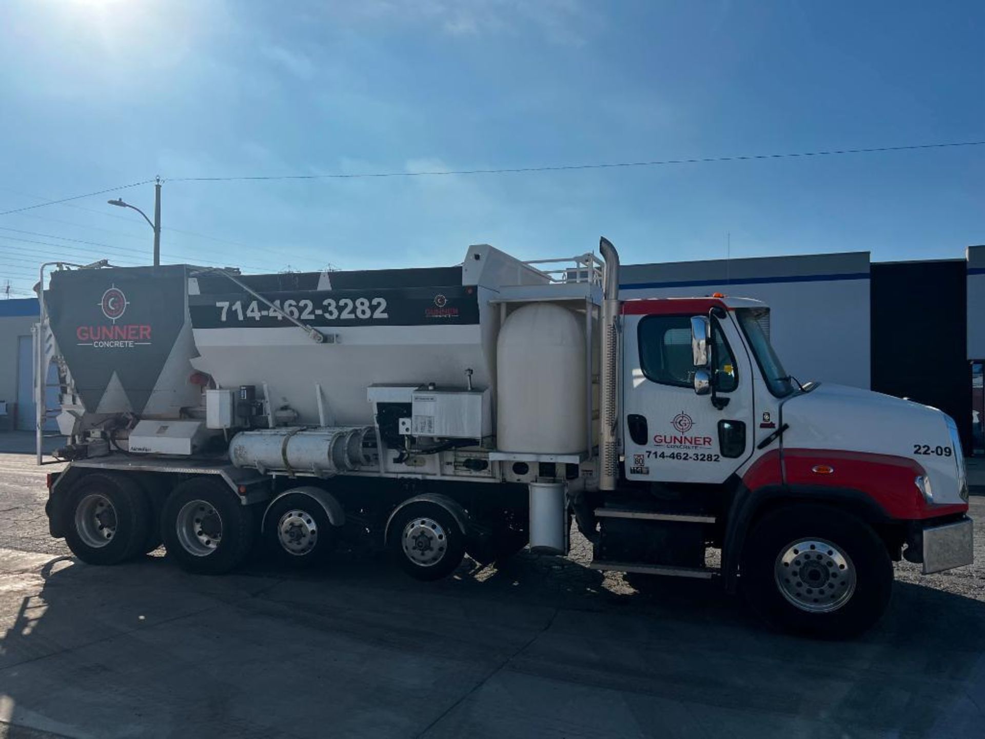 2022 ProAll P85 10-Yard Mobile Volumetric Concrete Mixer on 2023 Freightliner 114SD Tandem Axle - Image 7 of 47