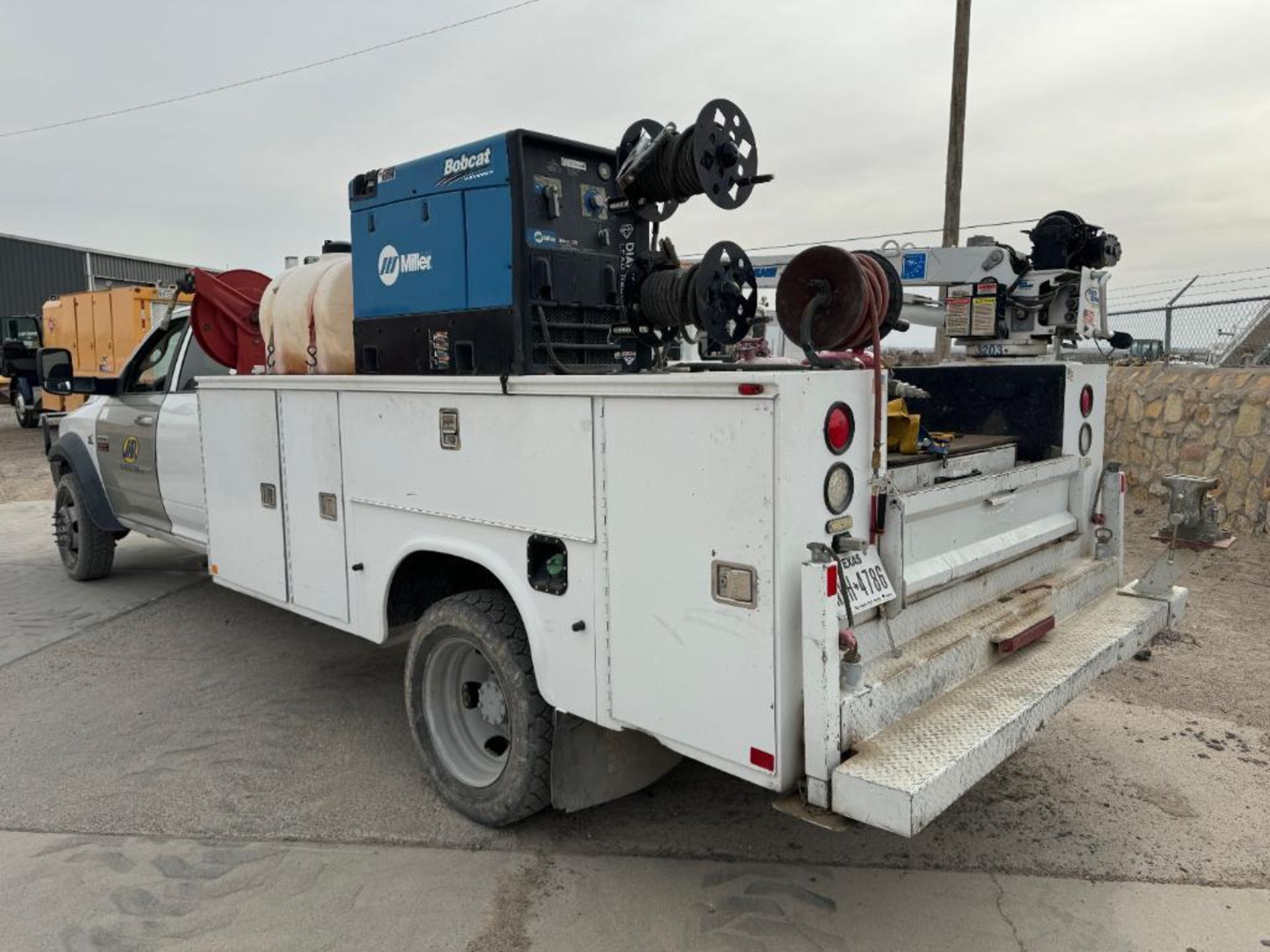 2011 Dodge Ram 4500 Service Truck - Image 2 of 29