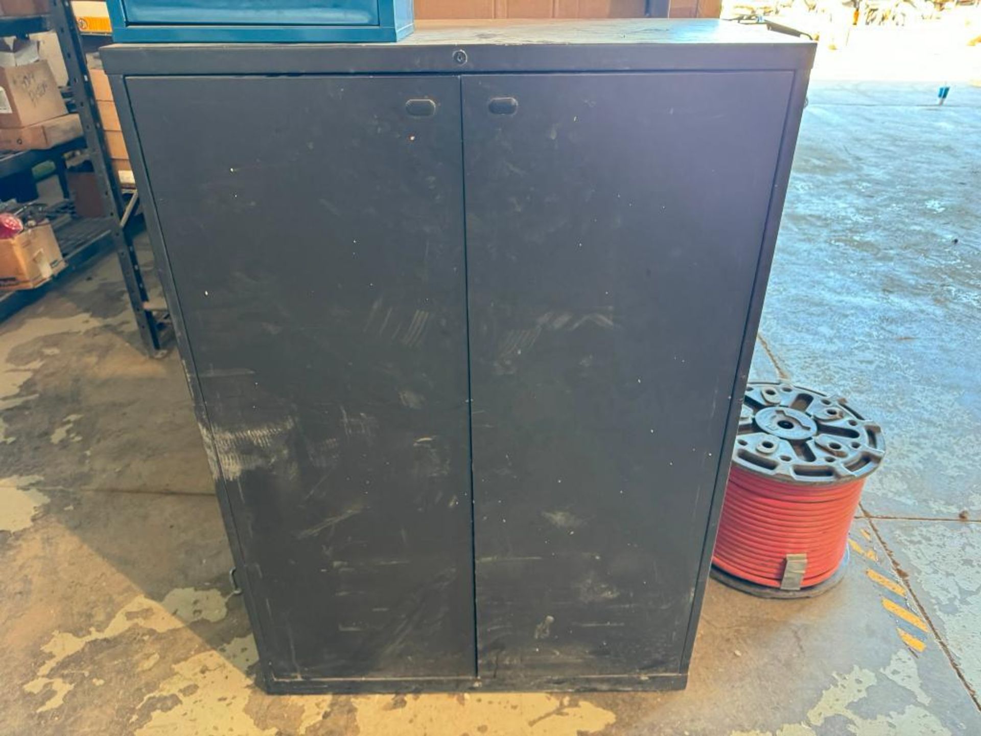 Storage Cabinet with Bearings