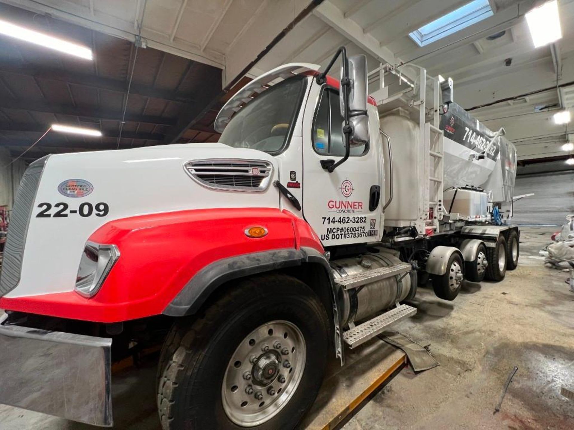 2022 ProAll P85 10-Yard Mobile Volumetric Concrete Mixer on 2023 Freightliner 114SD Tandem Axle - Image 4 of 49