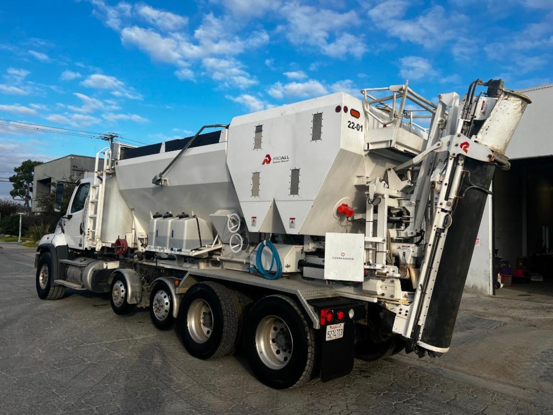 2022 ProAll P85 10-Yard Mobile Volumetric Concrete Mixer on 2023 Freightliner 114SD Tandem Axle - Image 4 of 45