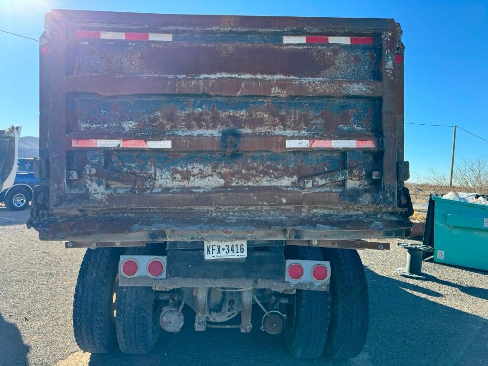 1987 Peterbilt 359 Dump Truck - Image 3 of 23