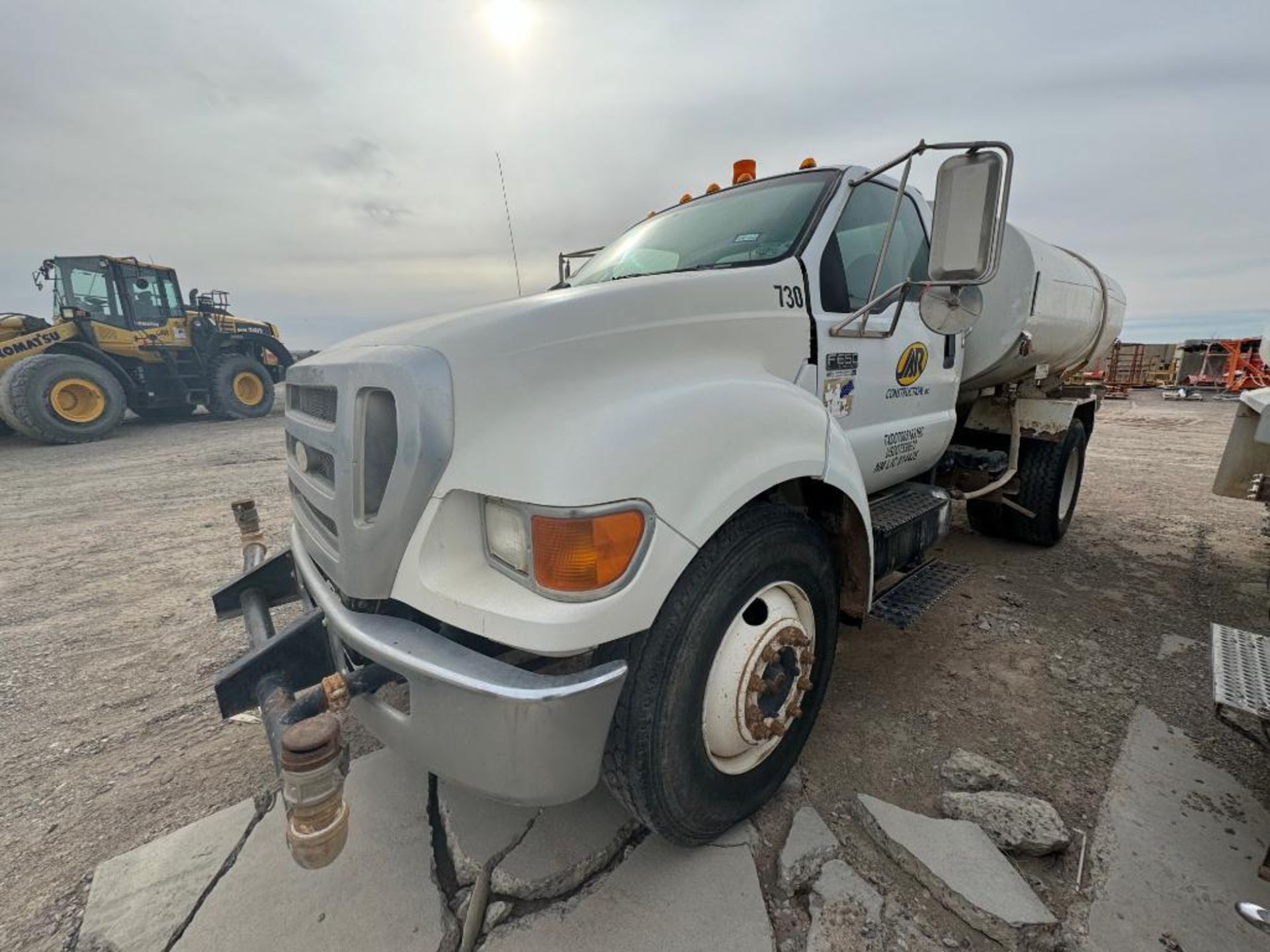 2008 Ford F650 4X2 2000-Gallon Water Truck