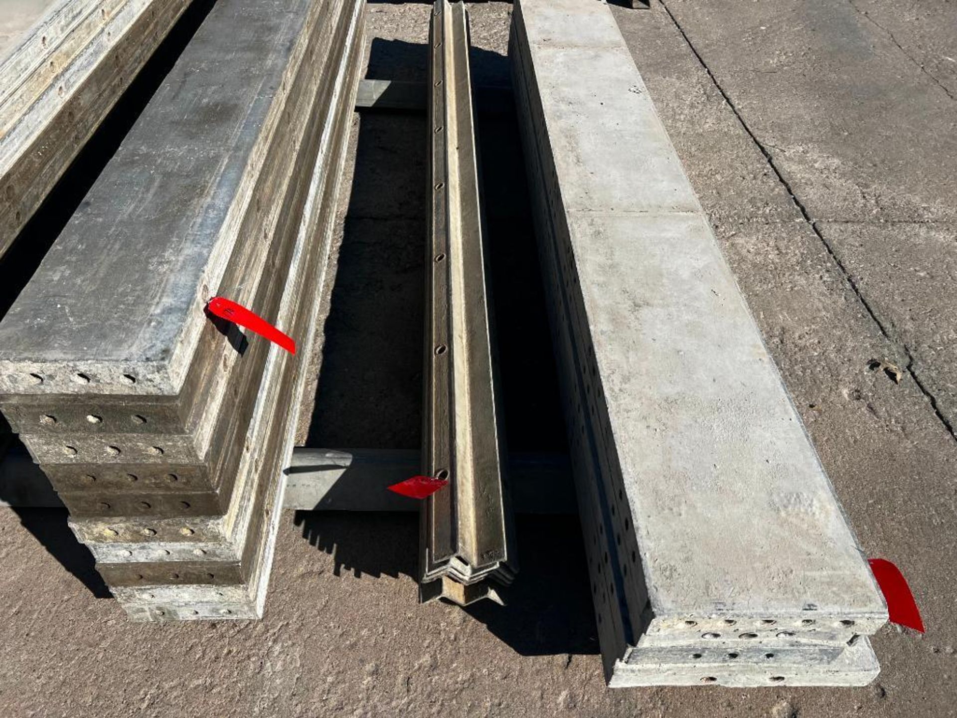 (8) 8' Ws, Wall-Ties Aluminum Concrete Forms