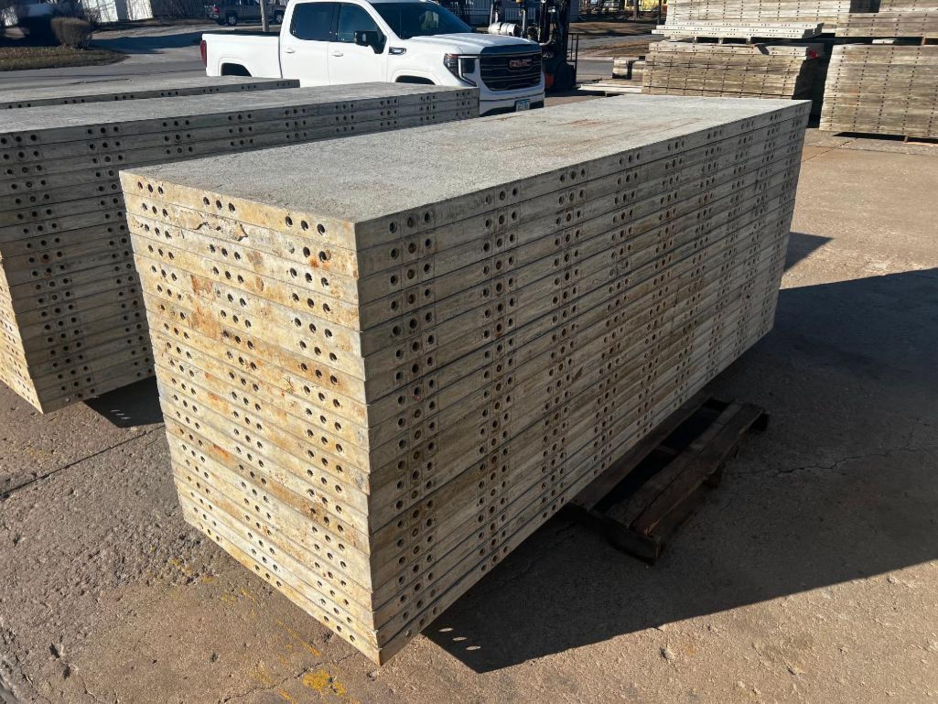 (20) 36" x 9' Western Aluminum Concrete Forms - Image 3 of 6