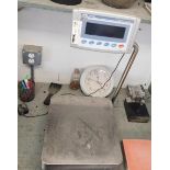 A&D GP-20k Precision Balance with Swing Arm