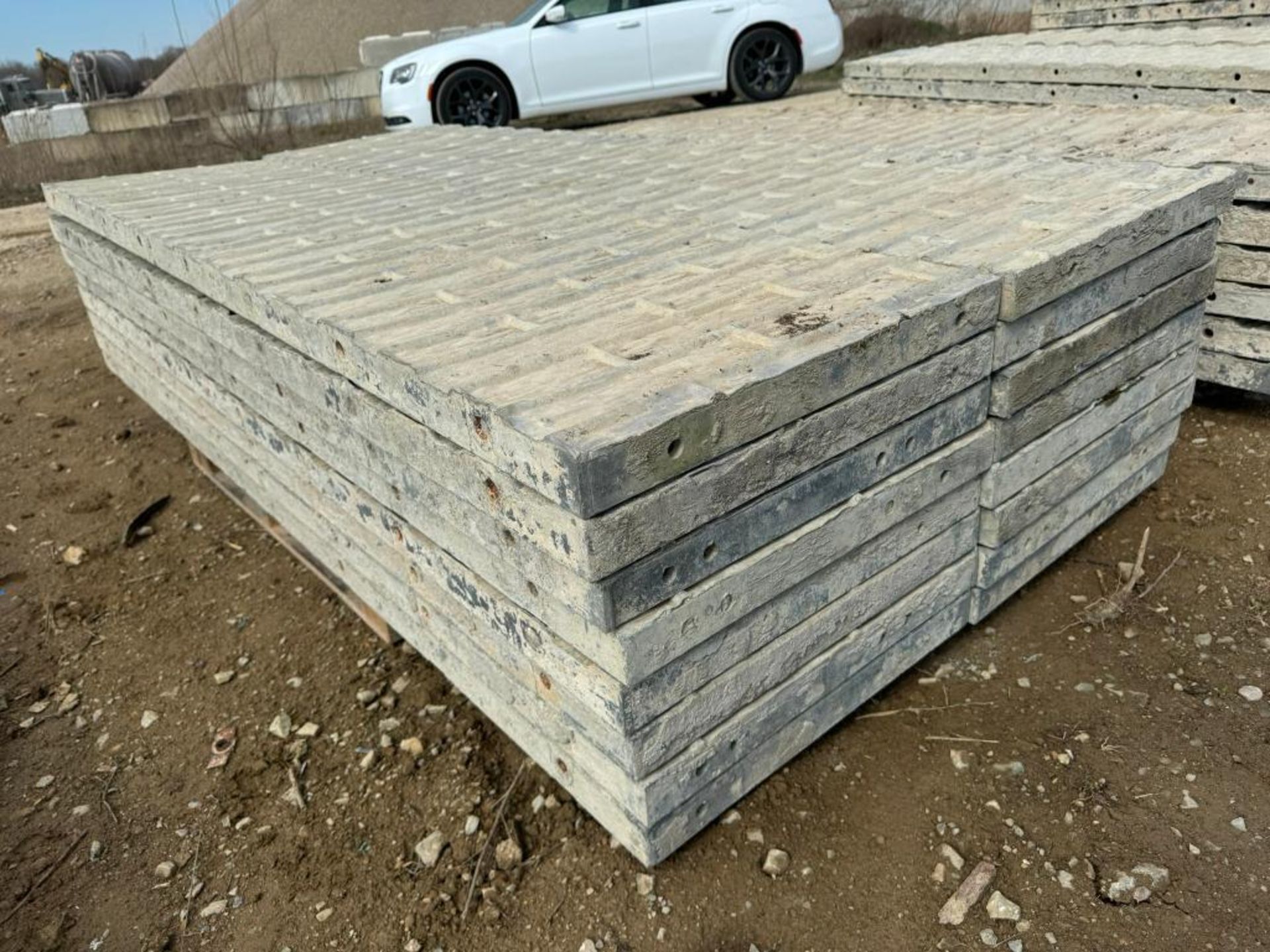 (16) 23" x 8' Textured Brick Aluminum Concrete Forms - Image 4 of 5