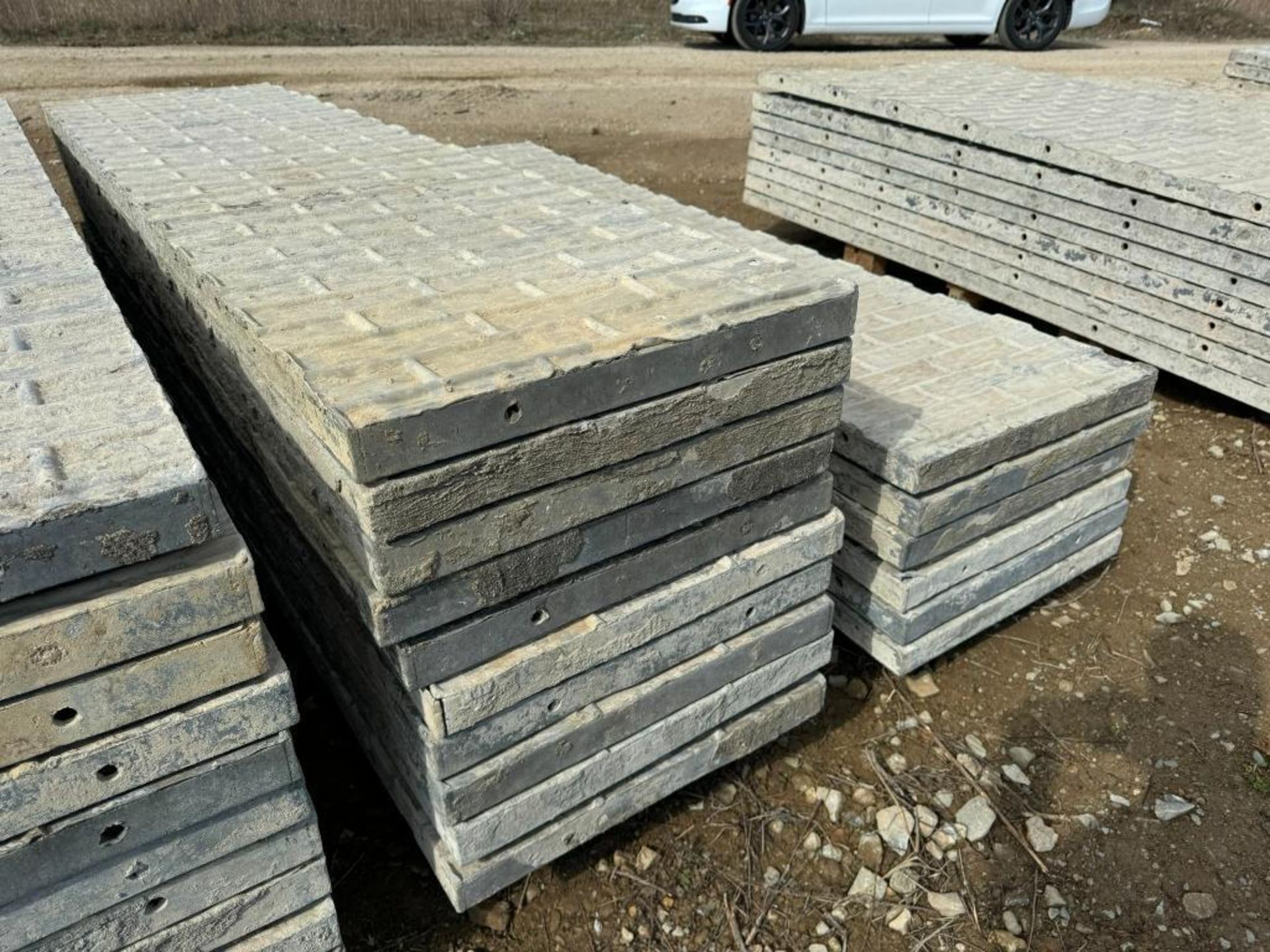 (16) 24" x 8' Textured Brick Aluminum Concrete Forms - Image 4 of 5