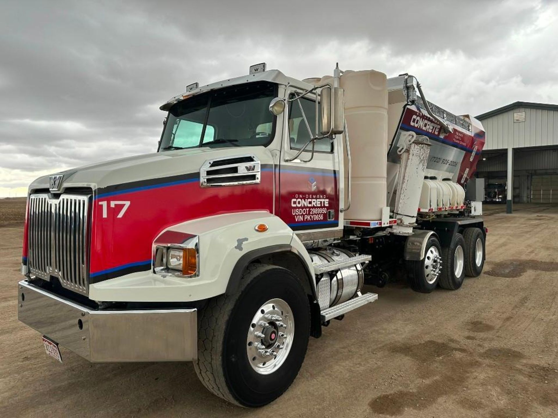 2020 Western Star 8x4 Volumetric Concrete Mixer Truck - Image 2 of 77