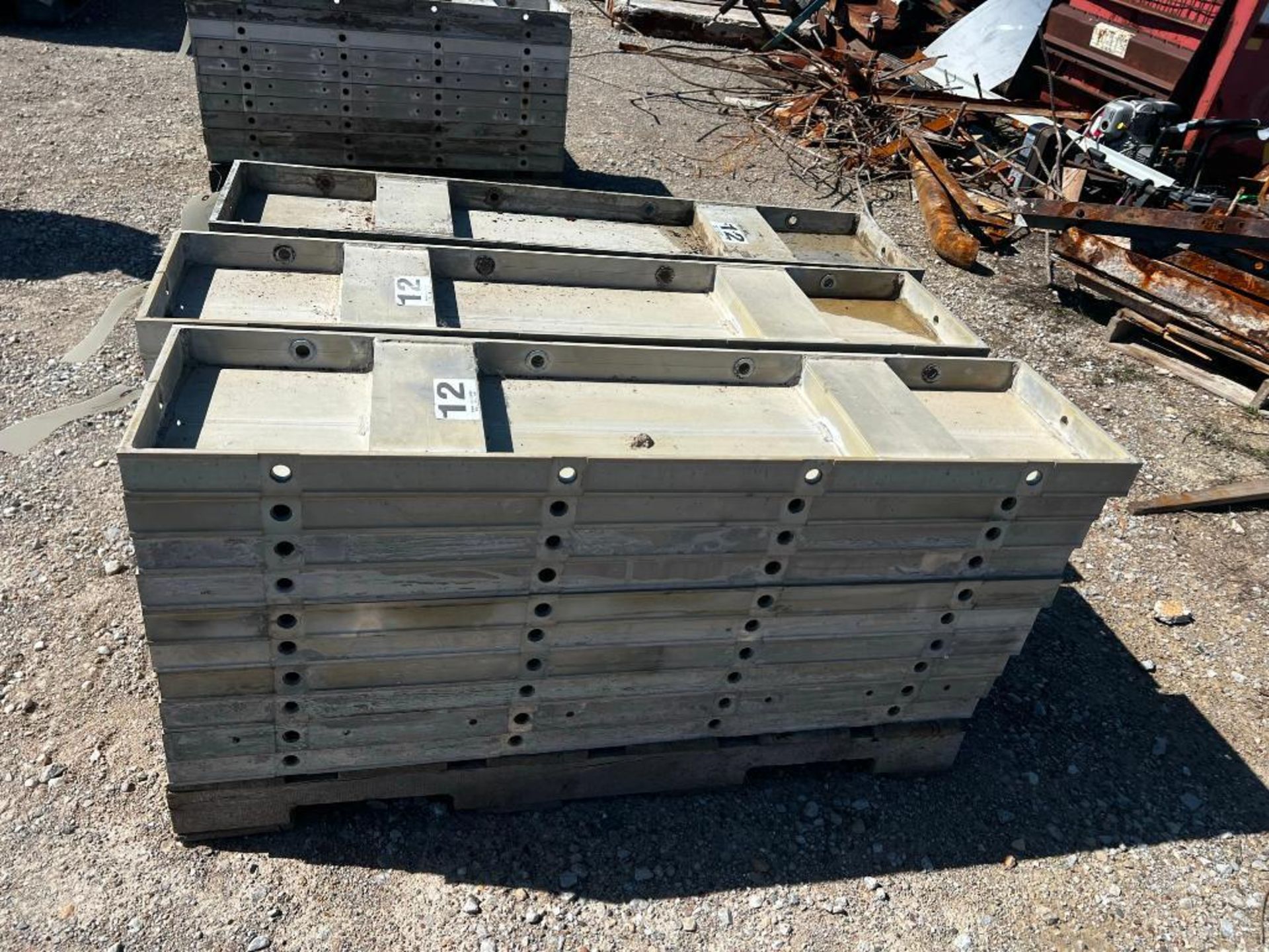 (10) 12" x 4' Western Smooth Aluminum Concrete Forms - Image 3 of 4