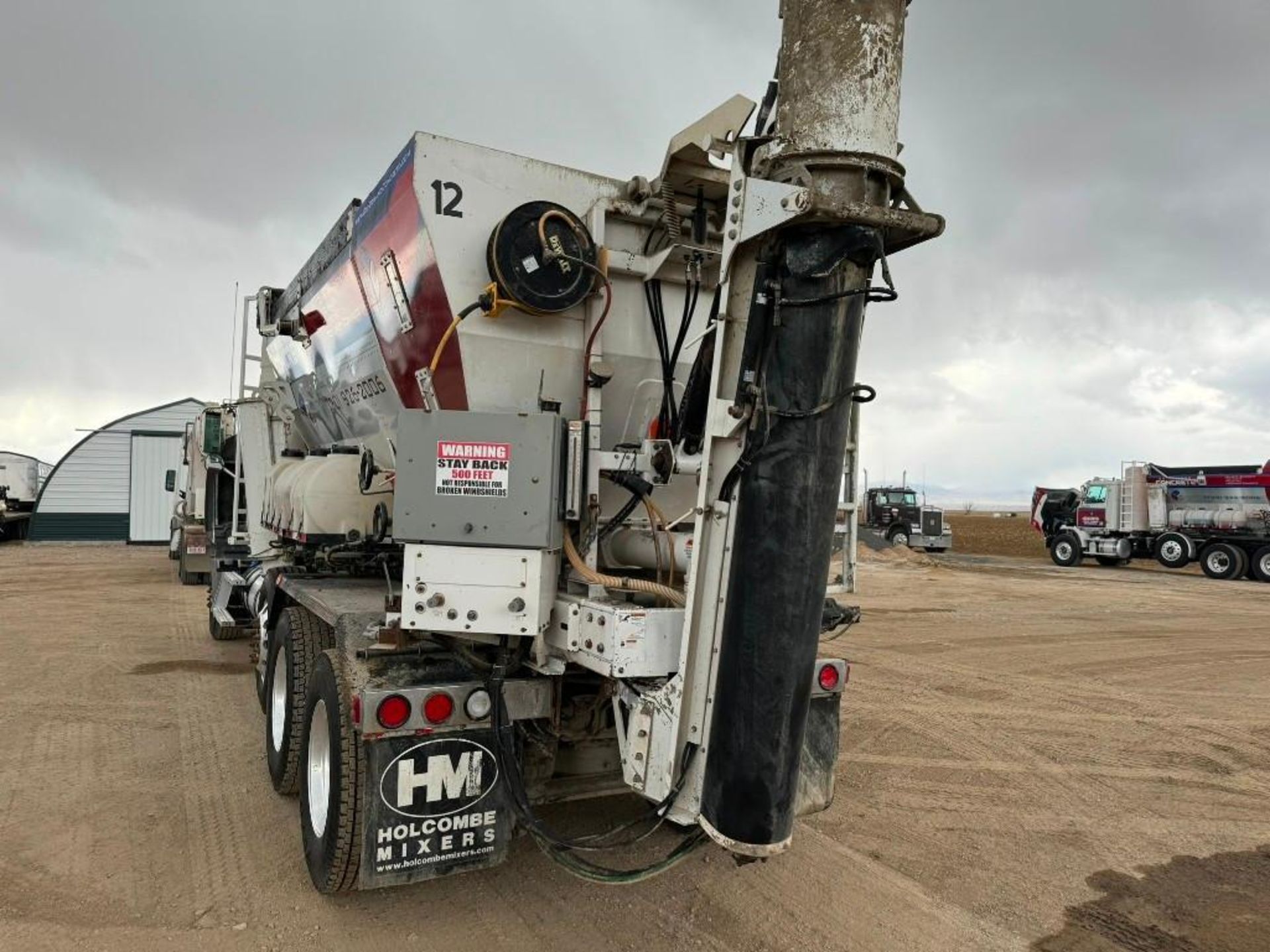 2016 Mack Granite GU713 8x4 Volumetric Concrete Mixer Truck - Image 14 of 68