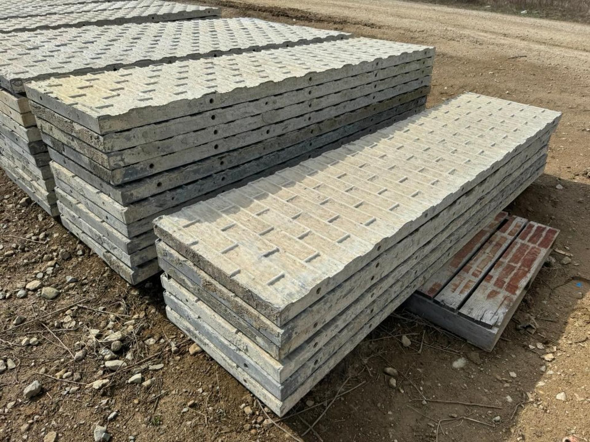 (16) 24" x 8' Textured Brick Aluminum Concrete Forms - Image 3 of 5