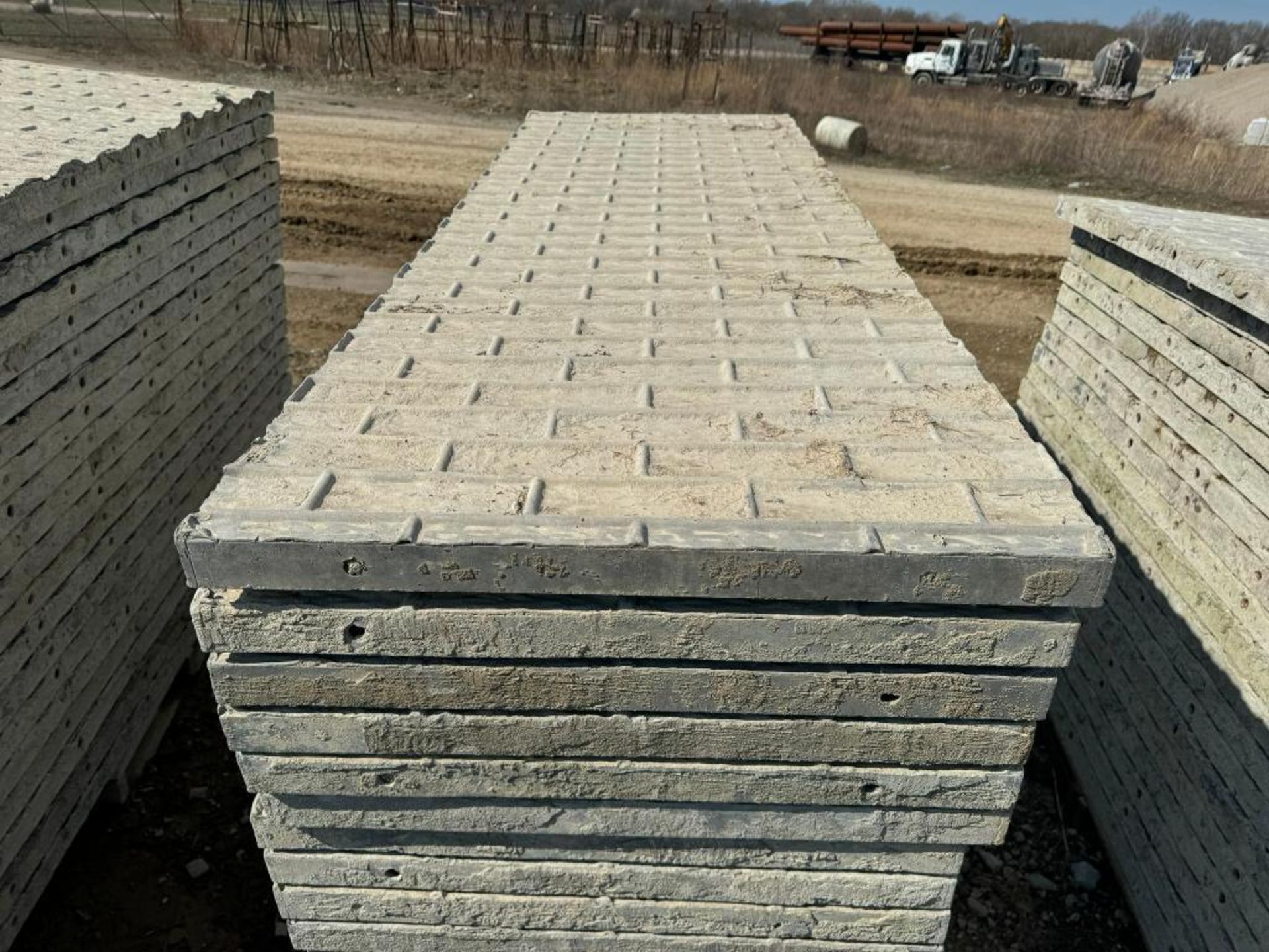 (20) 32" x 8' Textured Brick Aluminum Concrete Forms - Image 5 of 5