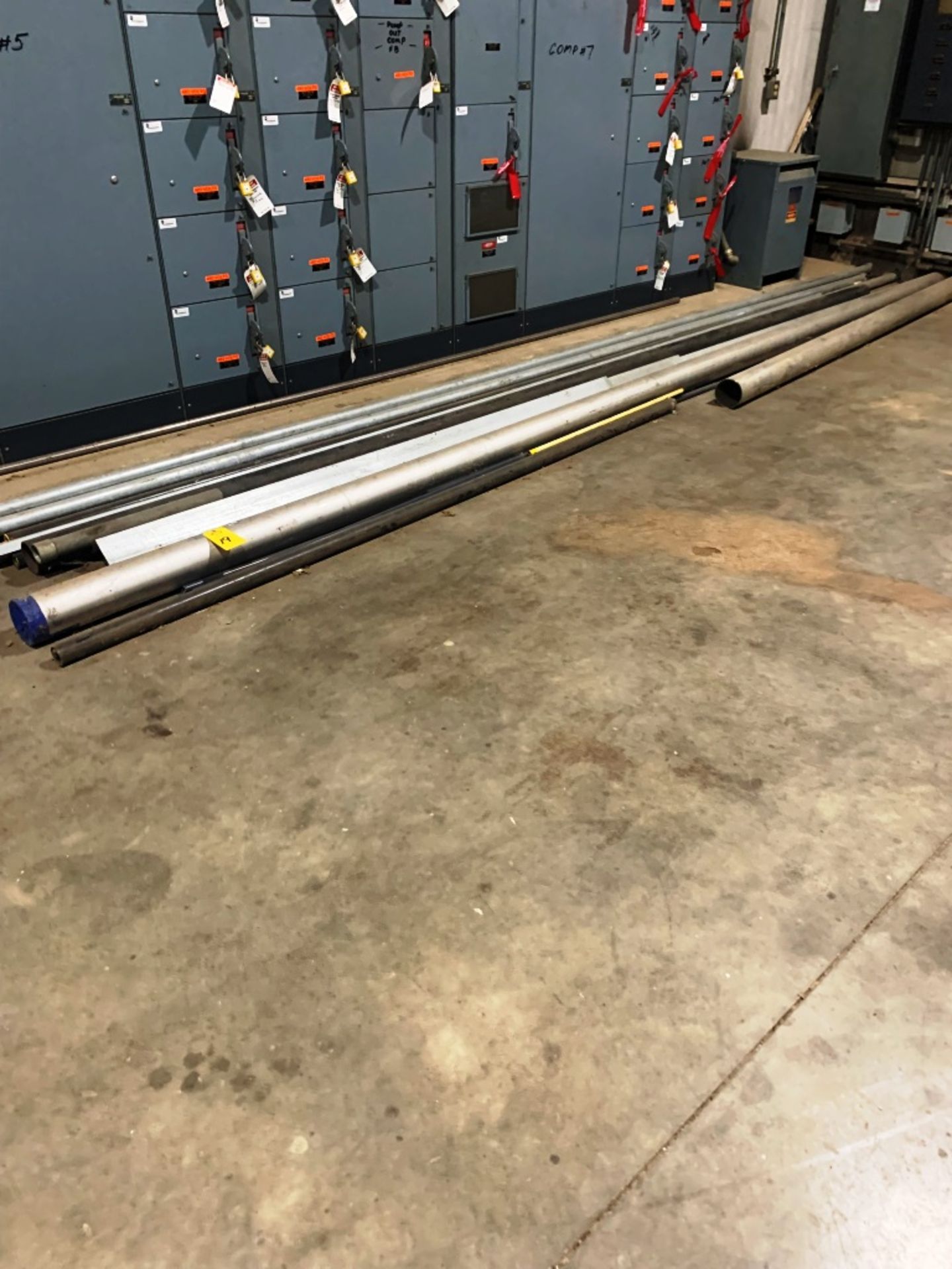 Stainless and Iron Pipe, miscellaneous sizes (Required Loading Fee $250.00 - Rigger: Norm - Image 3 of 3