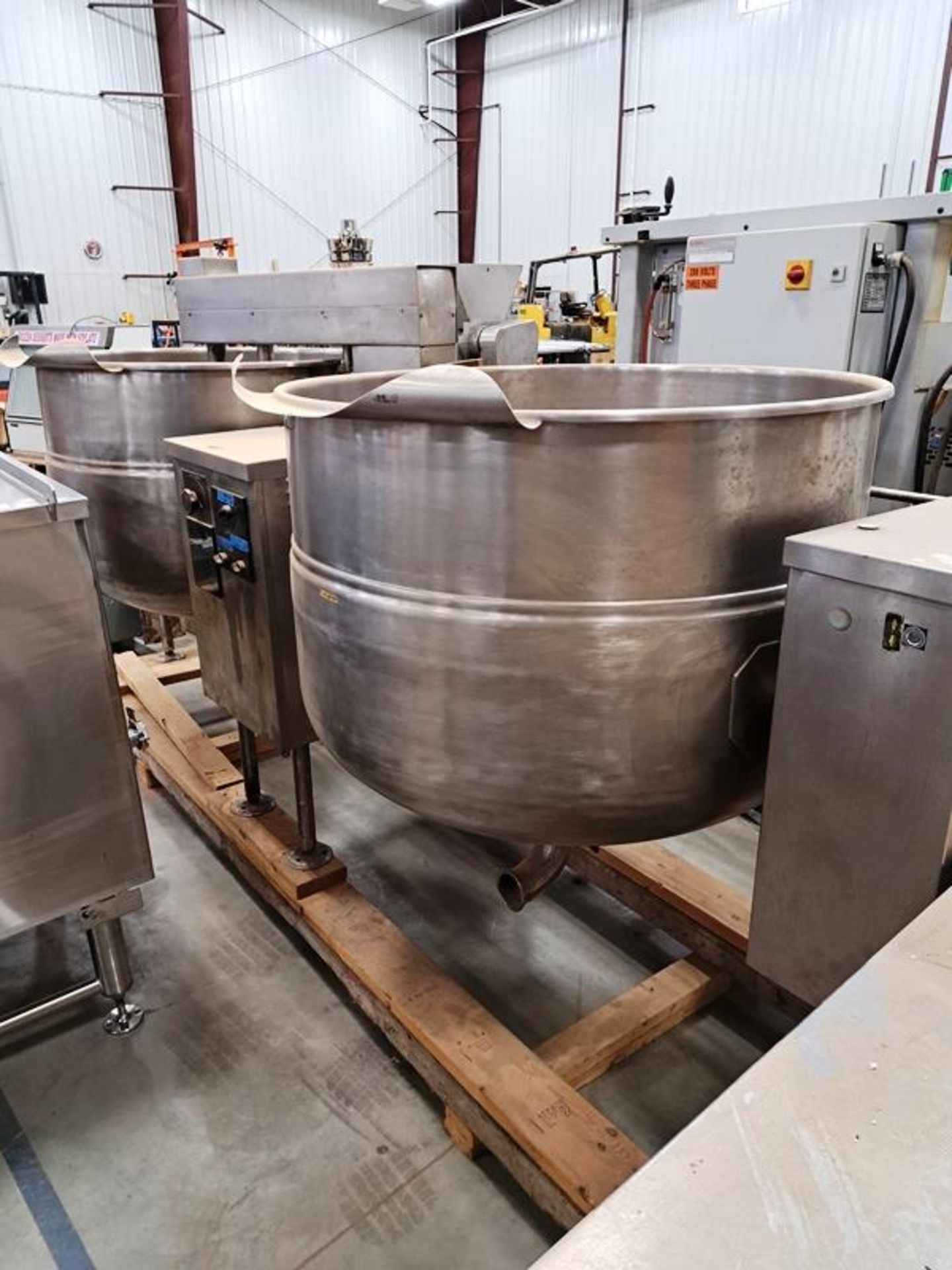 Cleveland Mdl. TMKD-125T Double Stainless Steel Kettles, 2/3 jacketed, (1) with mixer and side - Image 8 of 13