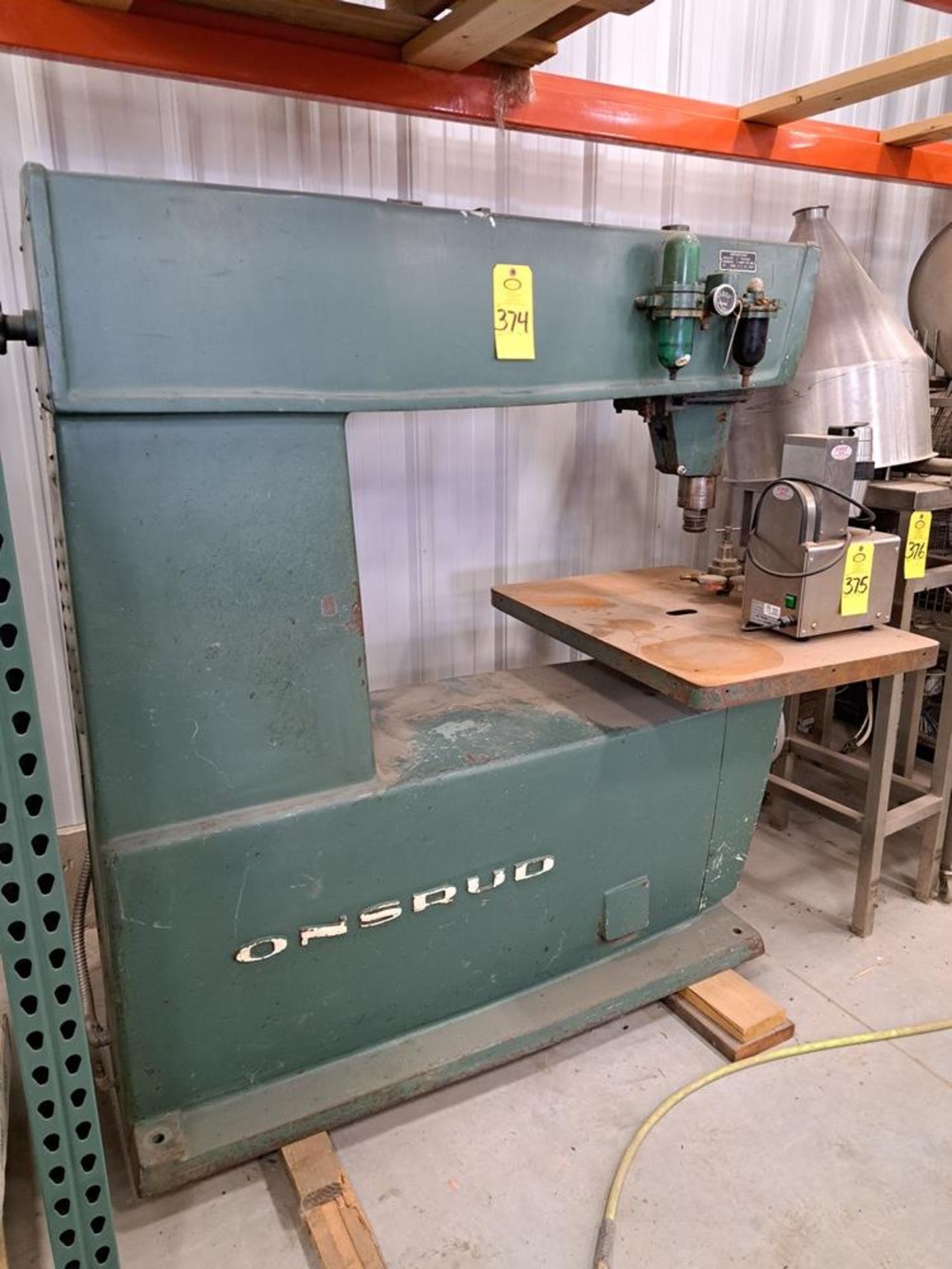 Onsrud Tool Cutting Machine, 36" wide X 26 1/4" long table (Required Loading Fee: $50.00) NO HAND