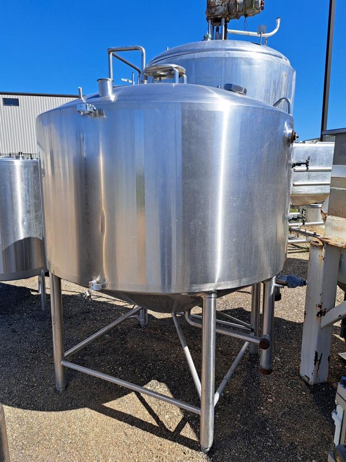 Walker Stainless Steel Jacketed Mix Tank with mixer, (no motor), 5' diameter X 5' deep cone - Image 2 of 6