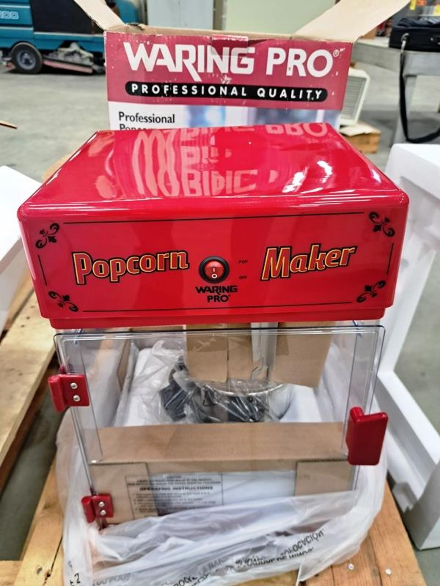 Waring Pro Professional Popcorn Maker, unused, in box (Required Loading Fee: $25.00) NO HAND - Image 3 of 3