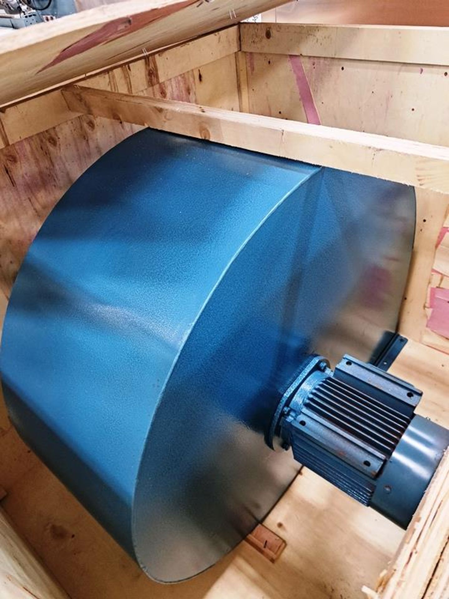Centrifugal Blower, 20" diameter fan (Required Loading Fee: $25.00) NO HAND CARRY (Price Is For