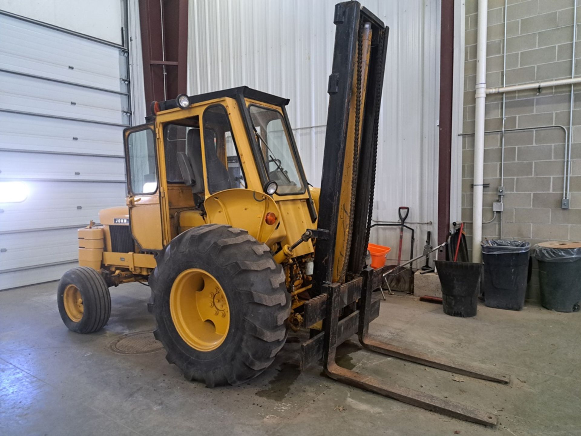 John Deere Mdl. JD480D Forklift, Ser. #480DB344355, 14' max fork height, dual mast, 6000 Lb.