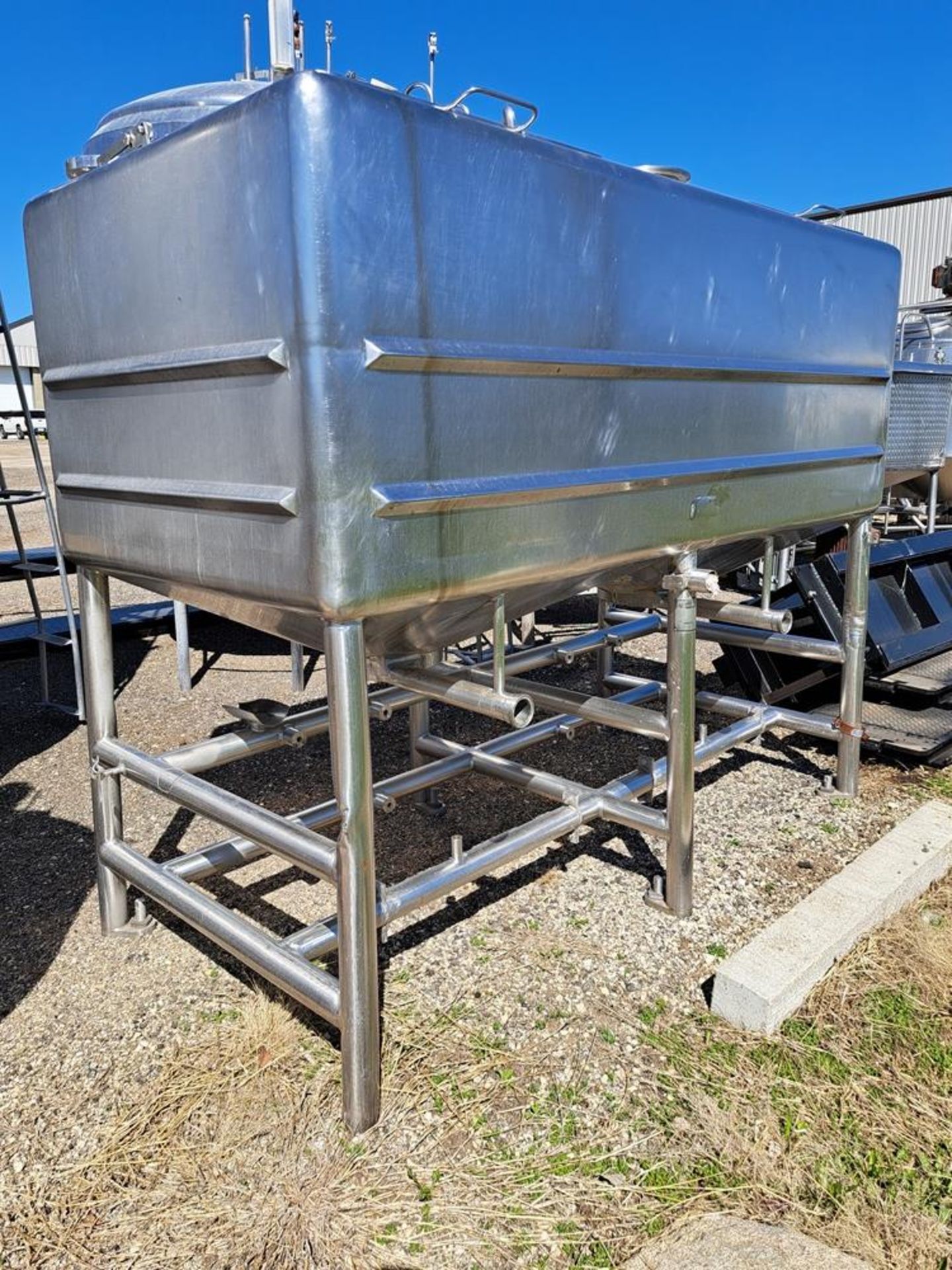 Lanco Mdl. L-500 Stainless Steel Single Wall Tank, 4' wide X 8' long X 30" deep, tapered bottom, 2 - Image 2 of 5