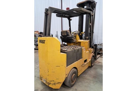 Hoist Mdl. FKF10 Electric Forklift, Ser. #21107, 20,000 Lb. capacity, 72 volts, 120 inch lift, 32, - Image 8 of 11