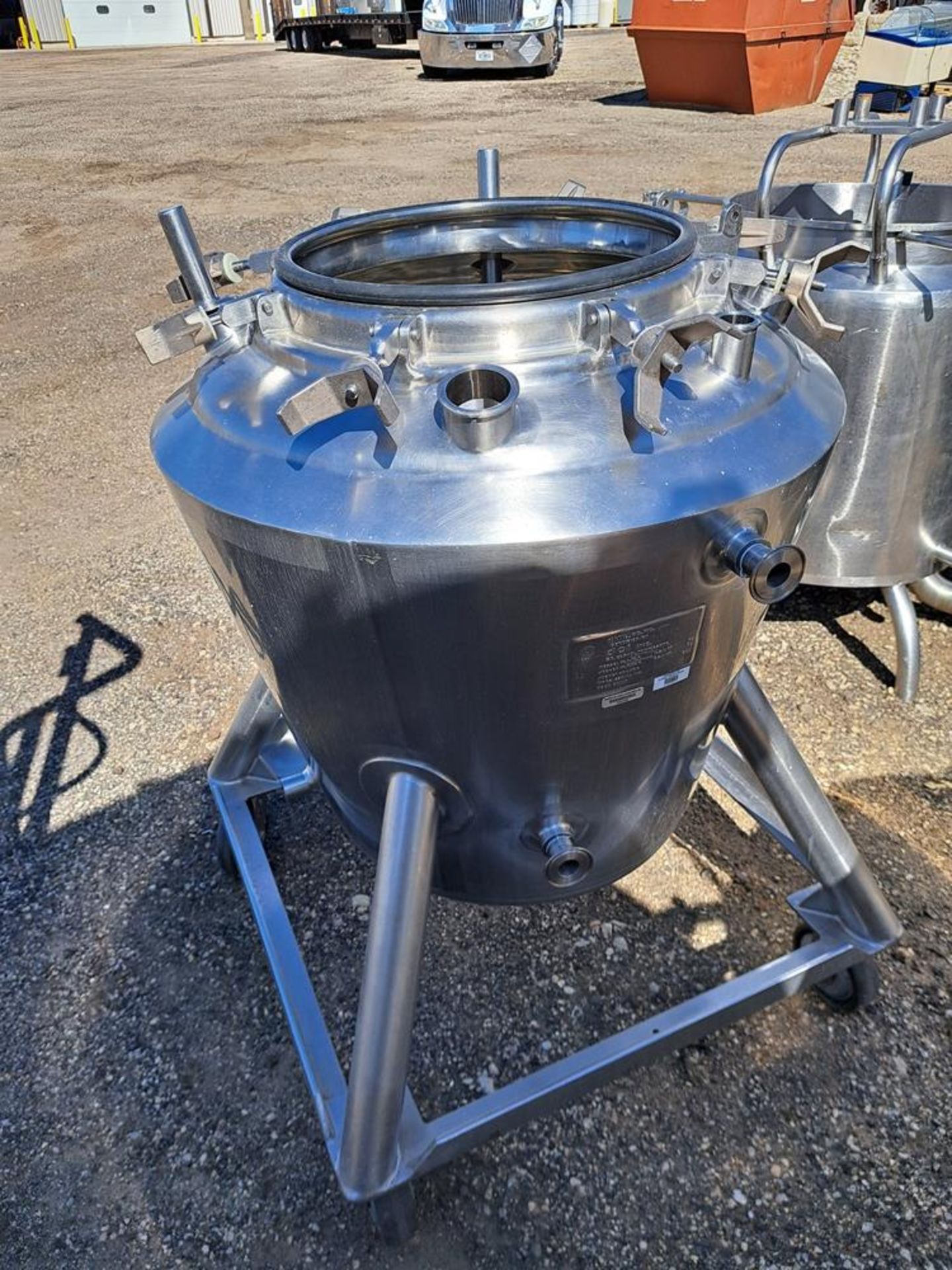 DCI Portable Stainless Steel Jacketed Tank, 53 gallon capacity, 36" diameter X 30" deep, (missing - Image 2 of 5