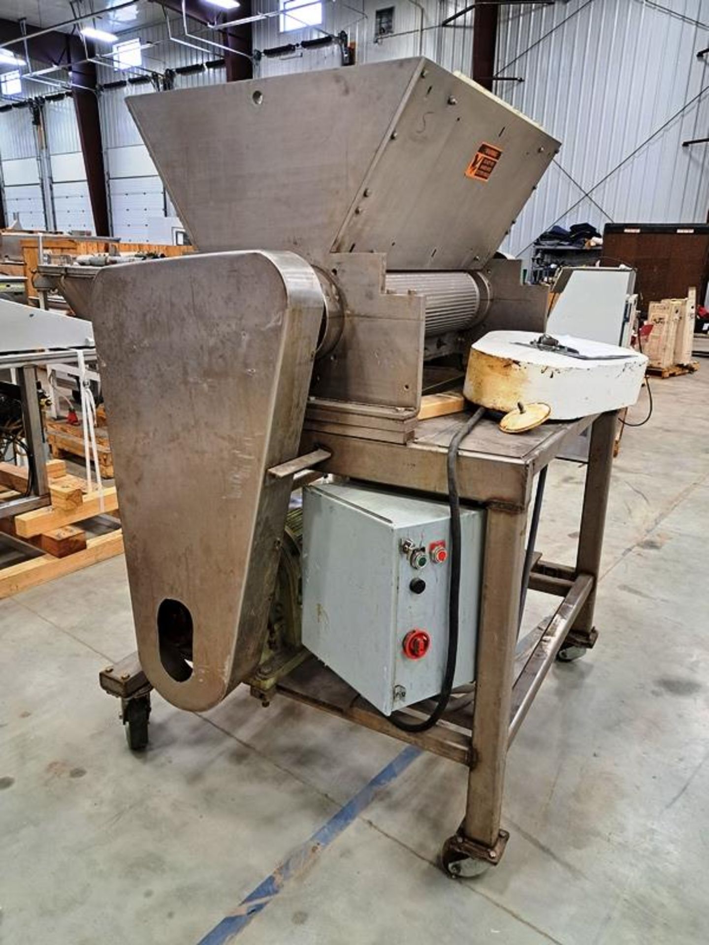 Portable 27" Food Extruder, 5 h.p., 208-230/460 volts, 3 phase (Required Loading Fee: $50.00) NO - Image 4 of 6