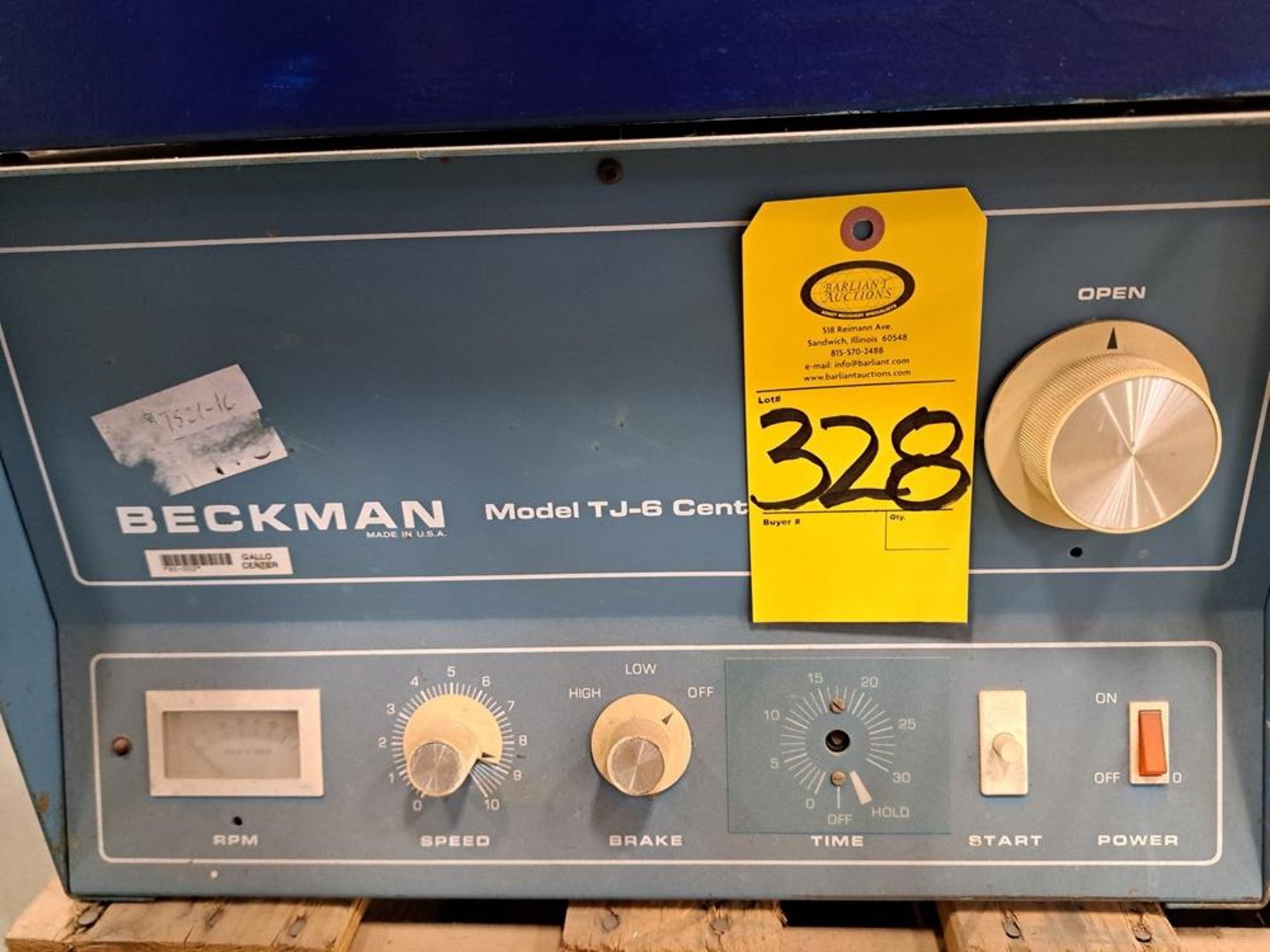 Beckman Mdl. TJ-6 Centrifuge, 120 volts (Required Loading Fee: $25.00) NO HAND CARRY (Price Is For - Image 2 of 2