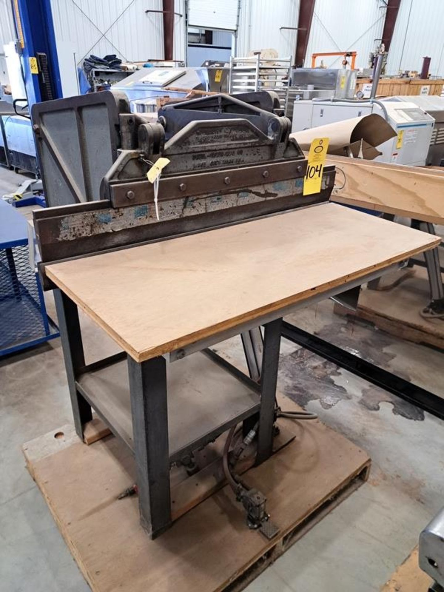 Di-Arco Press Brake, 36" wide, Ser. #1553 (Required Loading Fee: $25.00) NO HAND CARRY (Price Is For