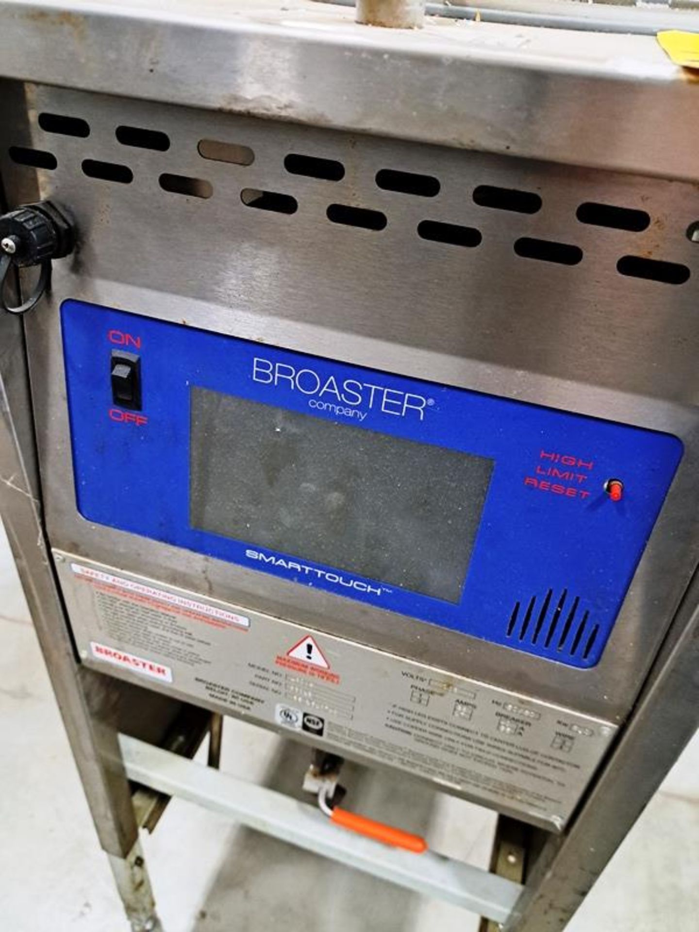 Broaster Co. Mdl. 1600ST Deep Fryer, Ser. #SE6J51074B, 208 volts, 1/3 phase (Required Loading - Image 3 of 5