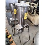 Croydon Mdl. TI-25 Stainless Steel Blender, 25 liter, Ser. #837731, 115 volts (Required Loading Fee: